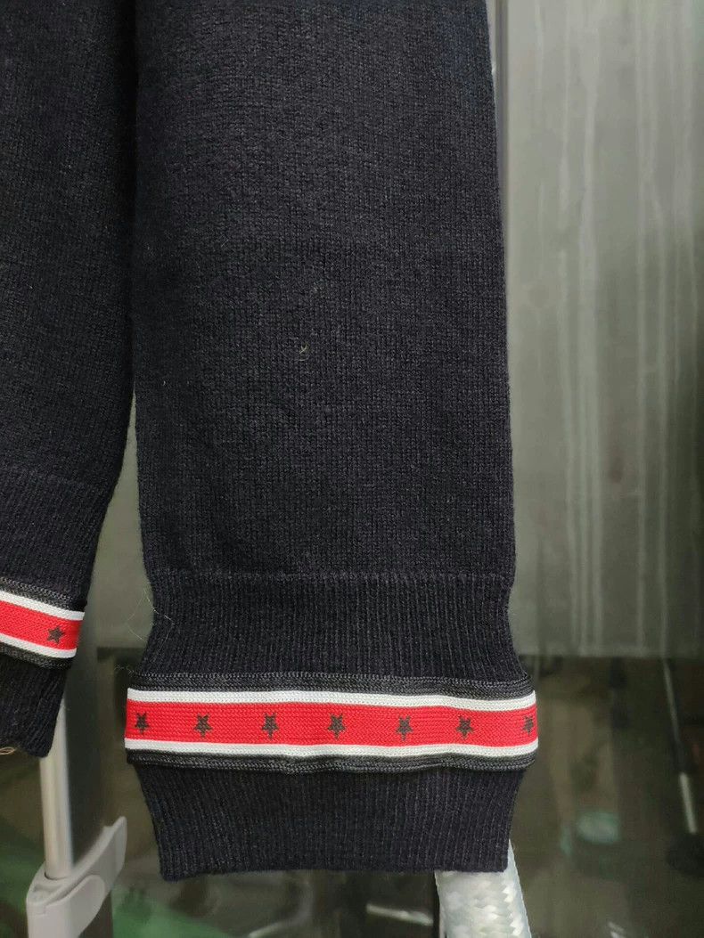 Givenchy Givenchy Autumn and winter new men's round neck wool sweat Size US L / EU 52-54 / 3 - 4 Thumbnail