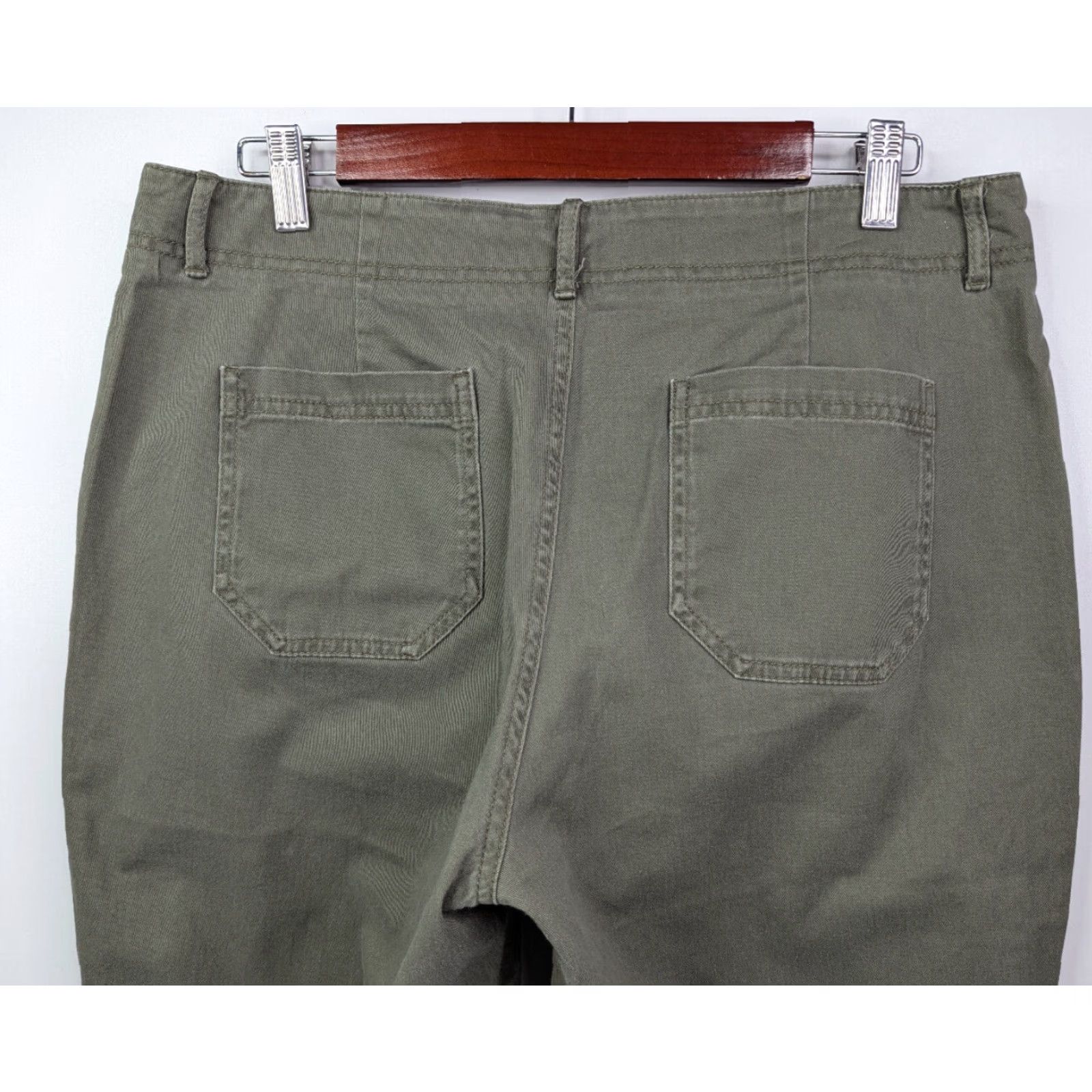 Vintage LL Bean Favorite Fit Women's 12 Green Cropped Pants High Rise Cotton Blend Capris Straight Pockets Casual Workwear Size 34" / US 12 / IT 48 - 5 Thumbnail
