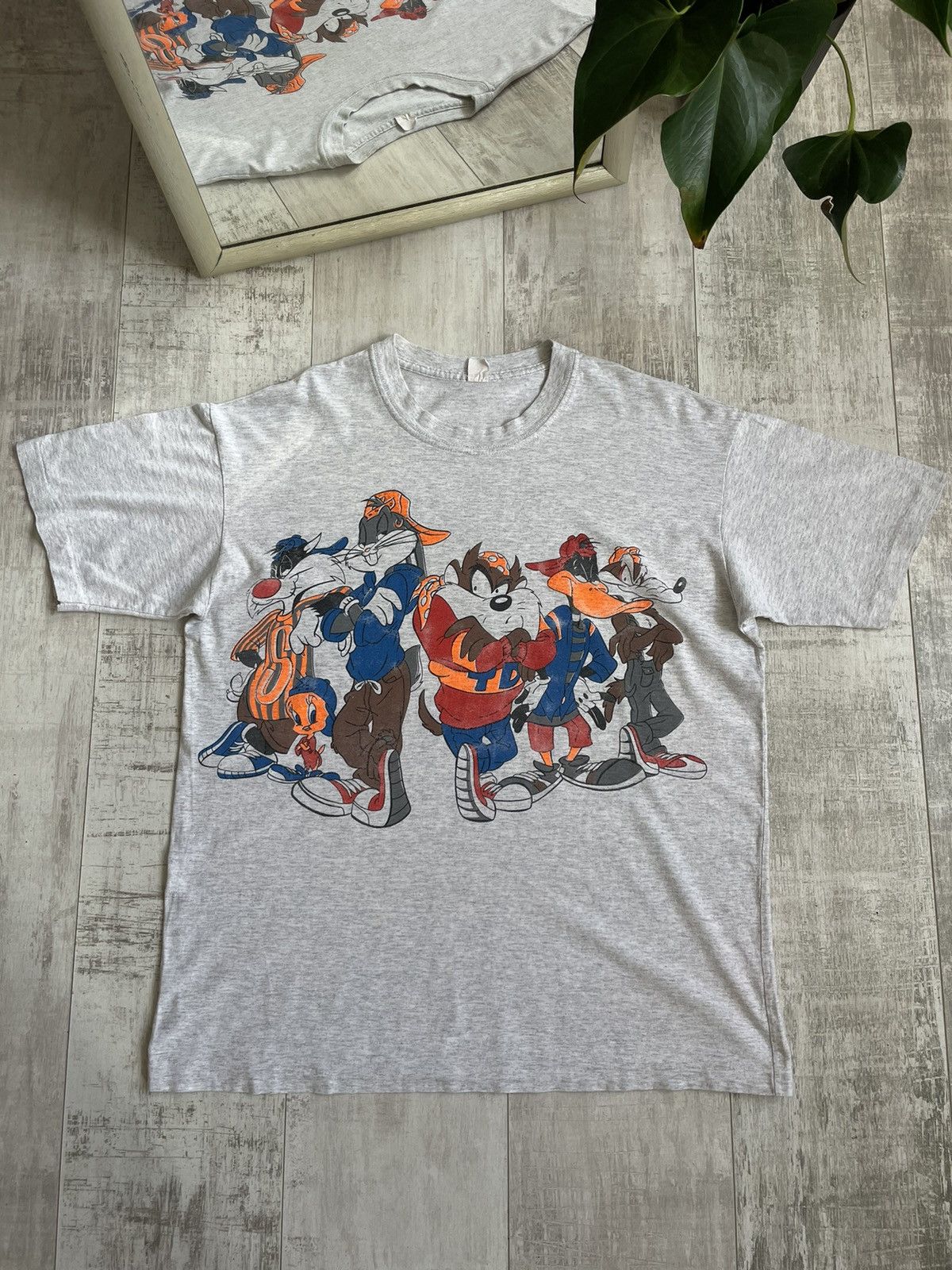 Vintage Vintage Looney Tunes 1990’s Full Team Grey T-Shirt RARE Size US L / EU 52-54 / 3 - 1 Thumbnail