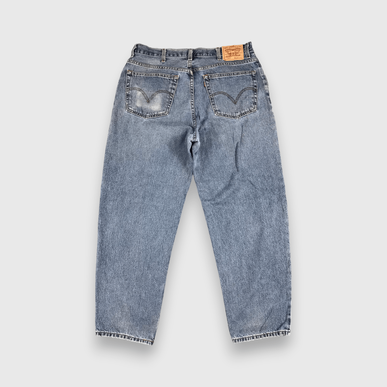 Levi's Vintage Levis 560 Jeans Medium Wash Denim -J814 Size US 38 / EU 54 - 2 Thumbnail