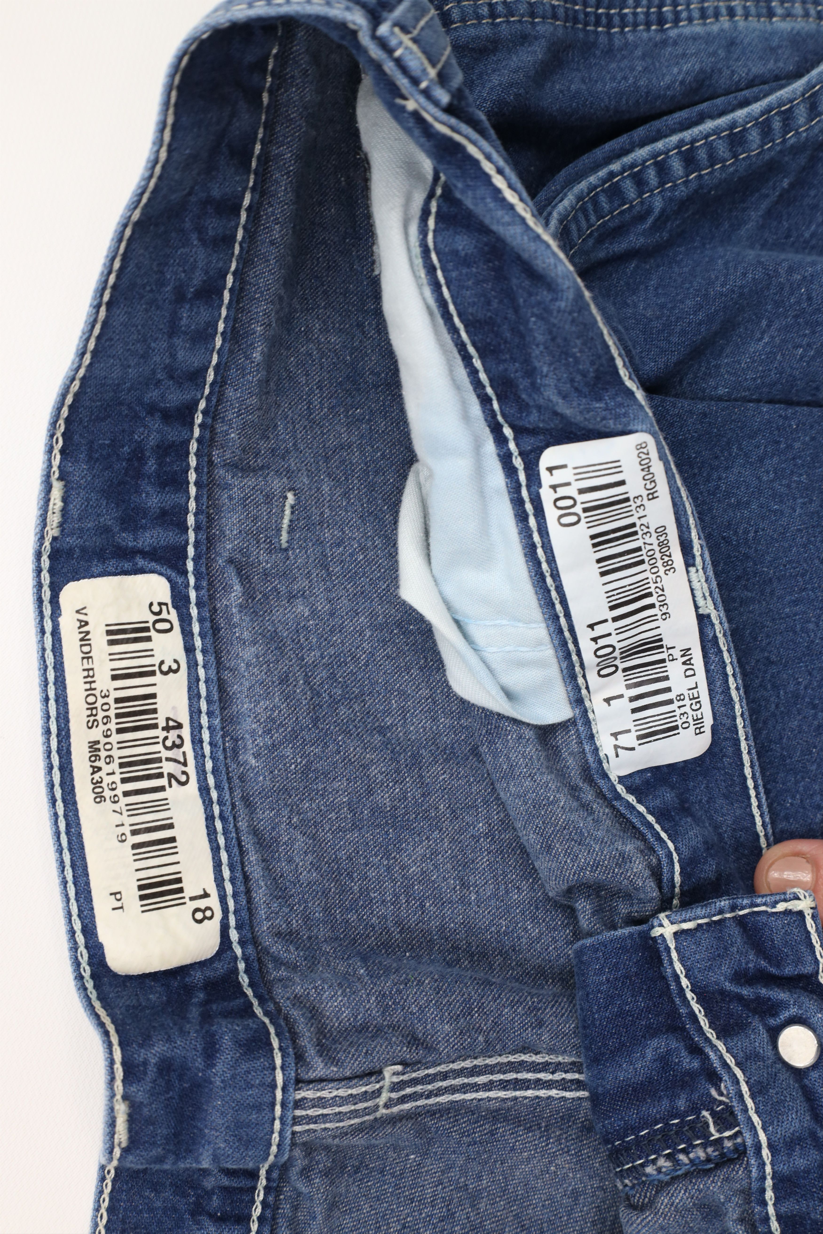 Carhartt × Vintage Vintage Carhartt Spell Out Wide Leg Carpenter Dungaree Jeans Size US 40 / EU 56 - 8 Thumbnail
