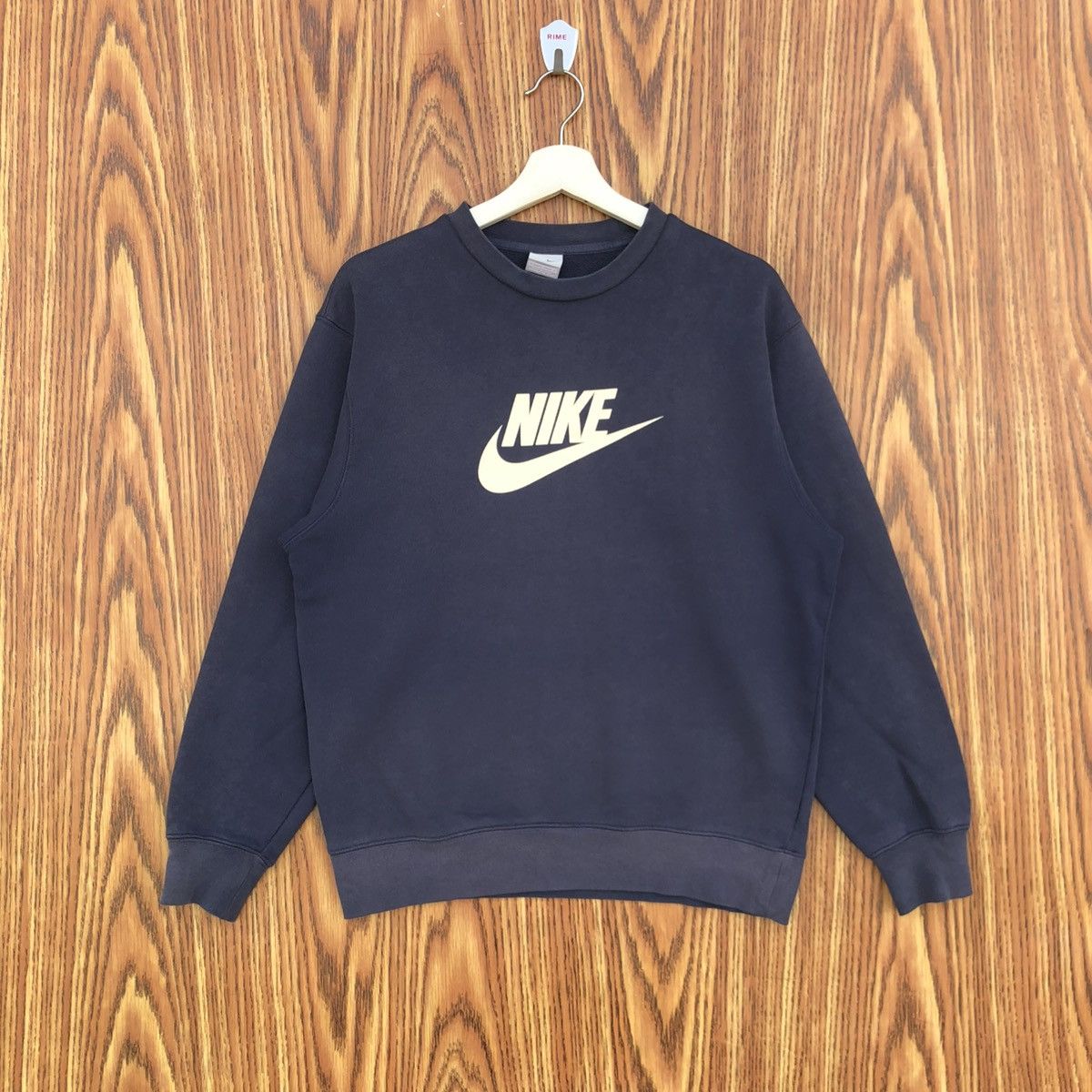 Nike Vintage Nike Gray Tags Crewneck Pullover Sweatshirt Size US L / EU 52-54 / 3 - 1 Thumbnail