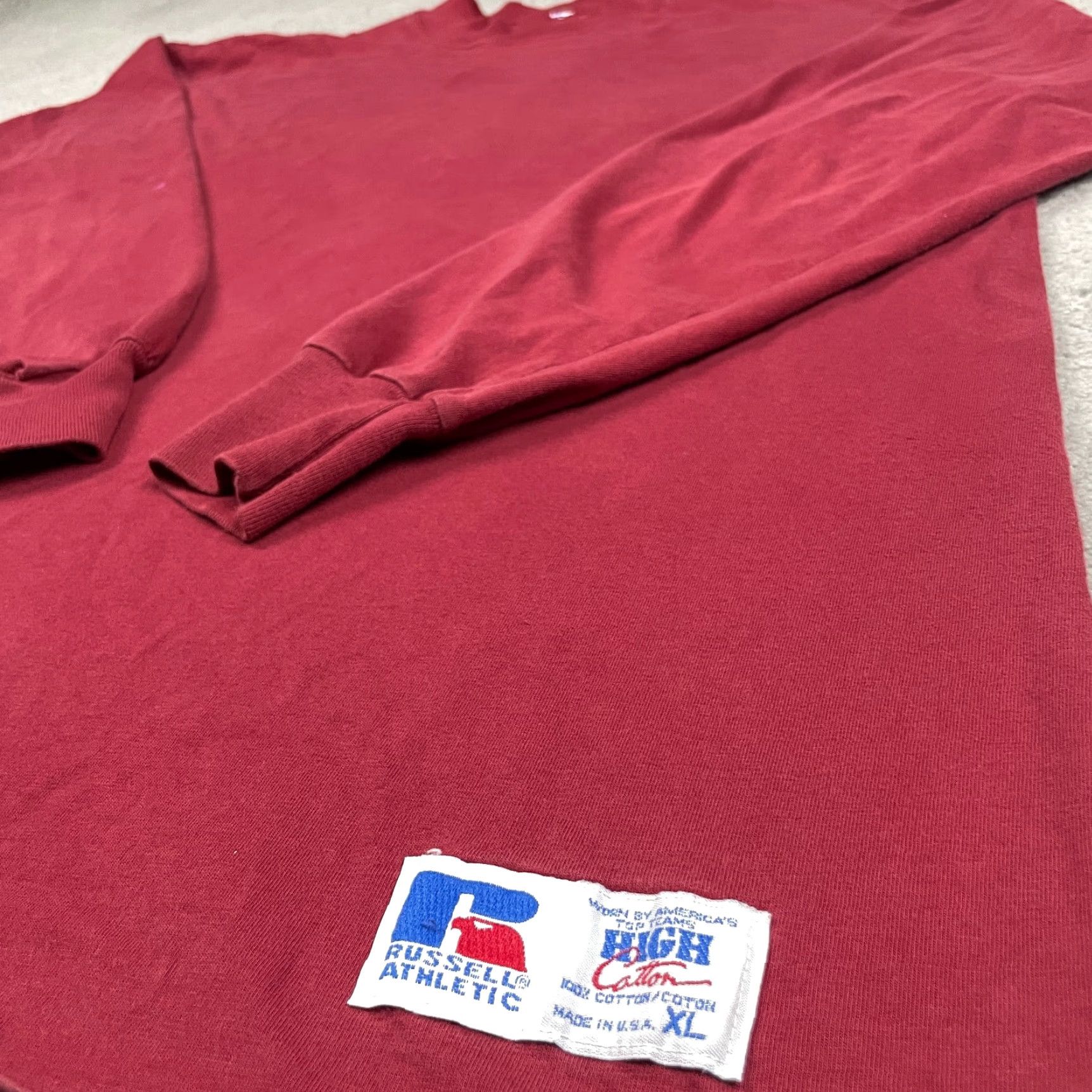Vintage VINTAGE Russell Athletic T shirt Adult XL Red Pro Cotton Men's Long USA 90s Crew Neck Long Sleeve Solid Logo Pockets Regular Size US XL / EU 56 / 4 - 4 Thumbnail