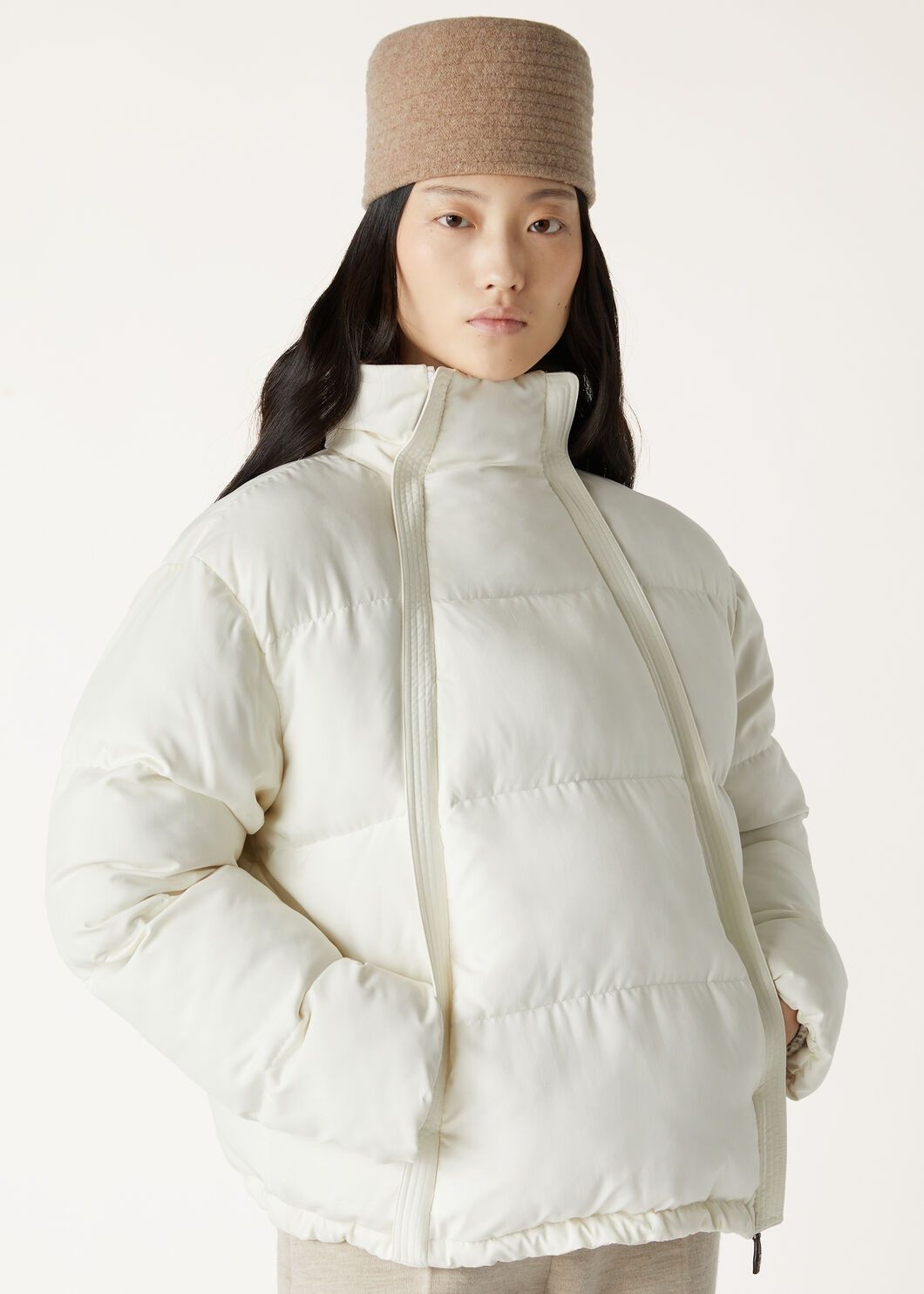 Loro Piana o1srvl11e0126 FAO3376 Sebastian Puffer Jacket in White Size XL / US 12-14 / IT 48-50 - 4 Thumbnail