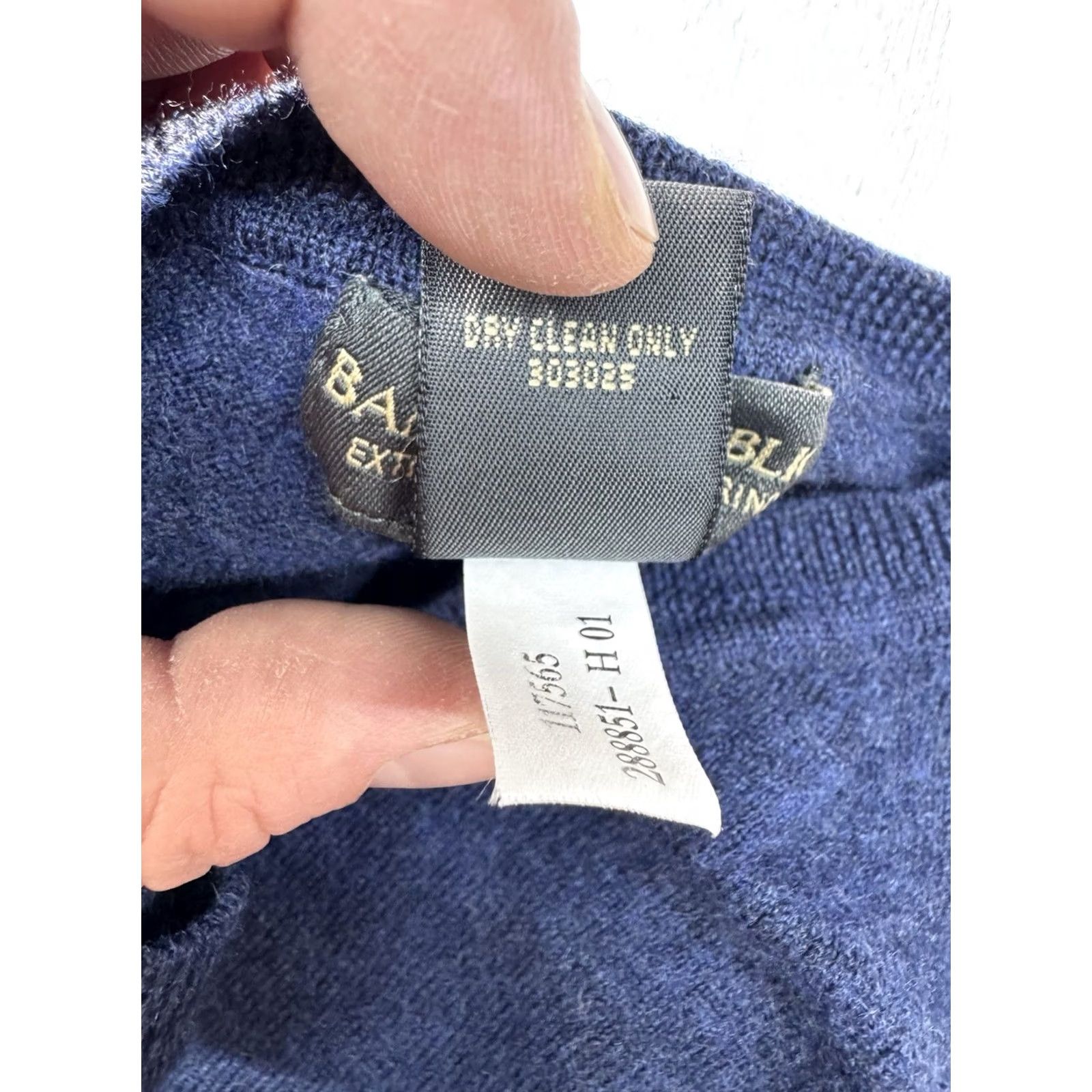 Banana Republic Banana Republic Sweater Pullover Mens M Blue Lightweight Wool V-Neck Long Sleeve Comfortable Regular Knit Size US M / EU 48-50 / 2 - 7 Thumbnail