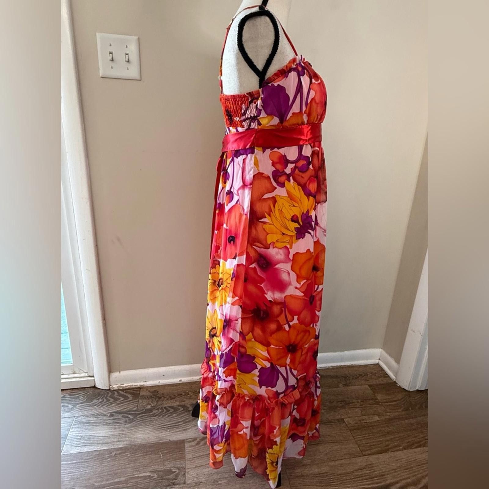 Alan Paine Alyn Paige New York floral maxi dress ruffle SZ 7/8 FLAW run Size M / US 6-8 / IT 42-44 - 2 Thumbnail