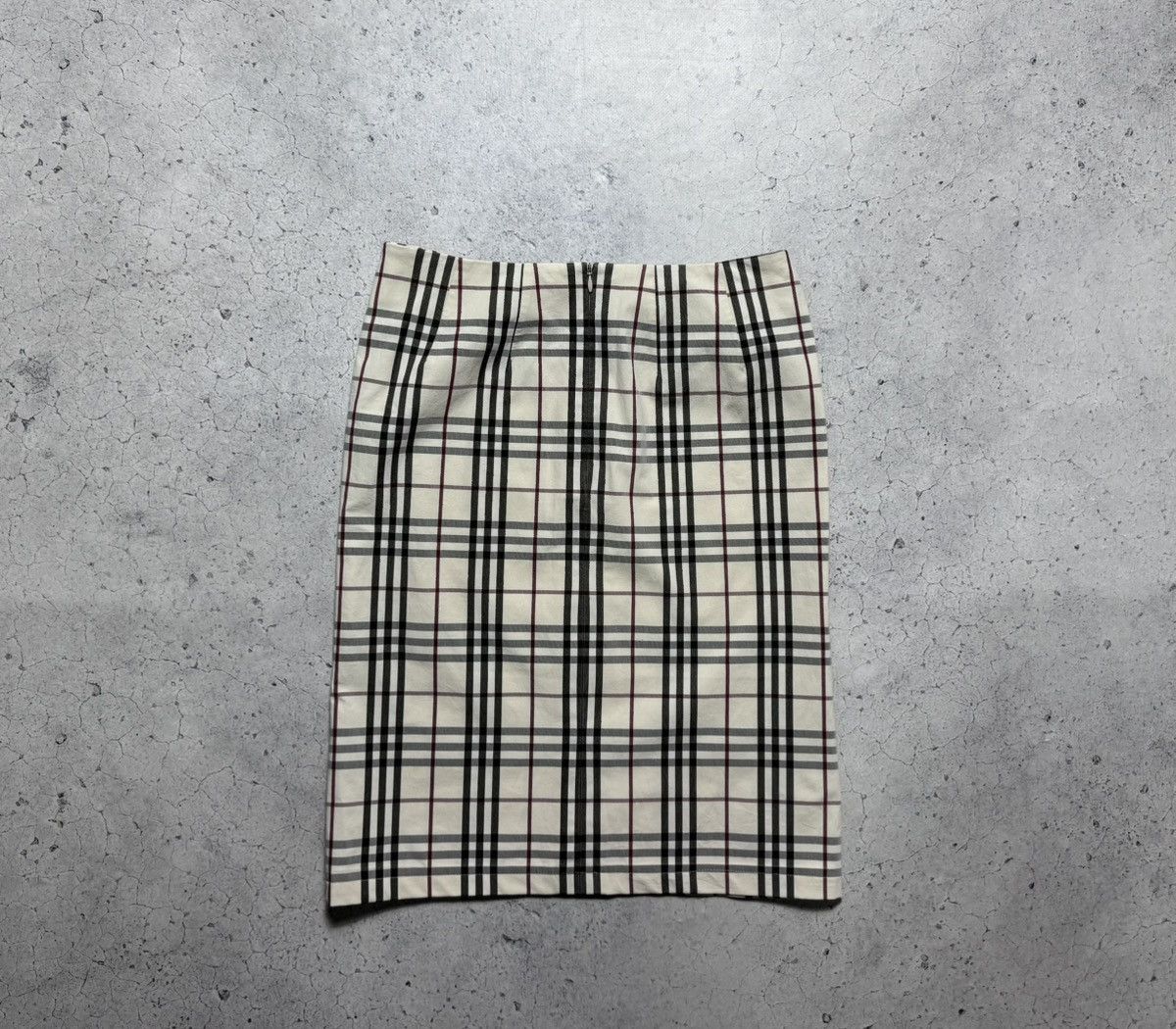 Burberry Burberry London Nova Check Monogram Women’s Skirt Luxury Size 28" / US 6 / IT 42 - 11 Thumbnail