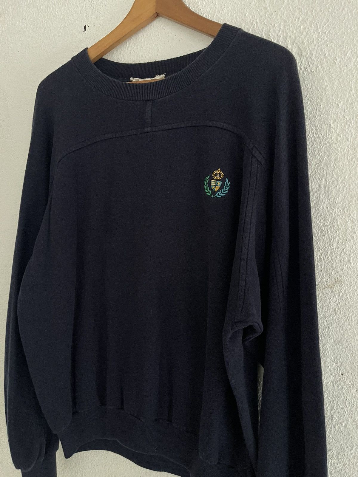 Gucci Vintage Gucci Embroidered Sweatshirt Made in Italy Size US S / EU 44-46 / 1 - 4 Thumbnail