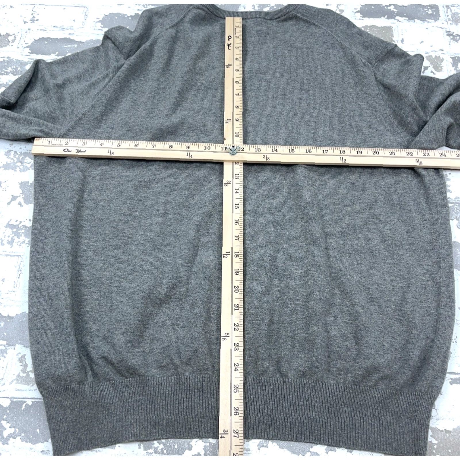 Polo Ralph Lauren Polo Ralph Lauren Sweater Men 2XL Gray V-Neck Pullover Knit Cotton Logo Embroidered Button Zipper Pullover Casual Sports Modern Preppy / Mens Size US XXL / EU 58 / 5 - 7 Thumbnail