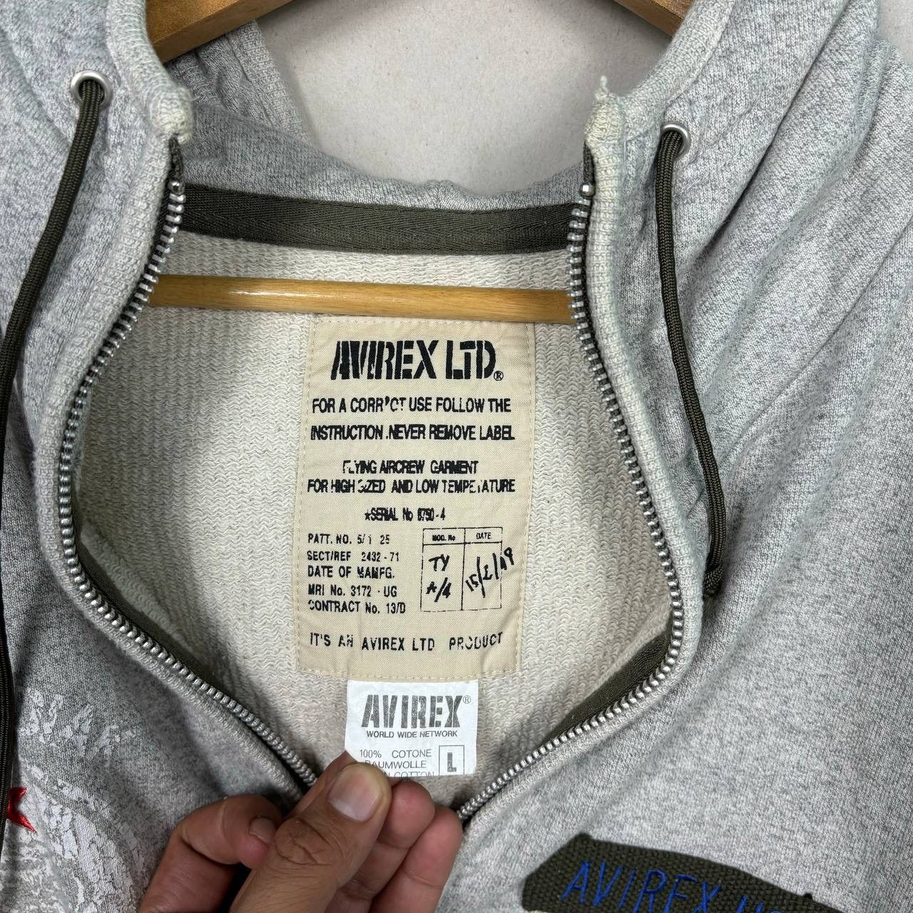 Avirex Vintage Avirex Kodiak 75 Air Station Zip Hoodie Gray Size L Size US L / EU 52-54 / 3 - 5 Thumbnail