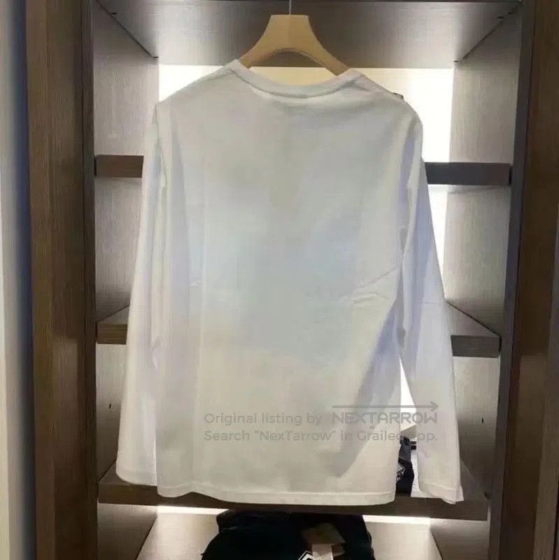 Burberry Burberry Men's White Long Sleeve Logo Sweatshirt. Size US XL / EU 56 / 4 - 3 Thumbnail