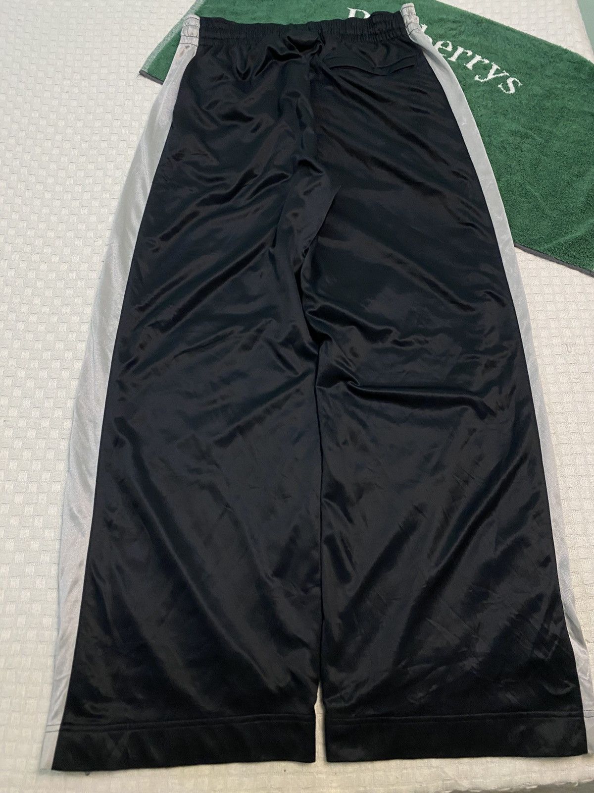 Carhartt Wip × Nike 💥 VINTAGE NIKE SUPER BAGGY 90S WIDE LEG TRACK PANTS Y2K Size US 30 / EU 46 - 9 Thumbnail