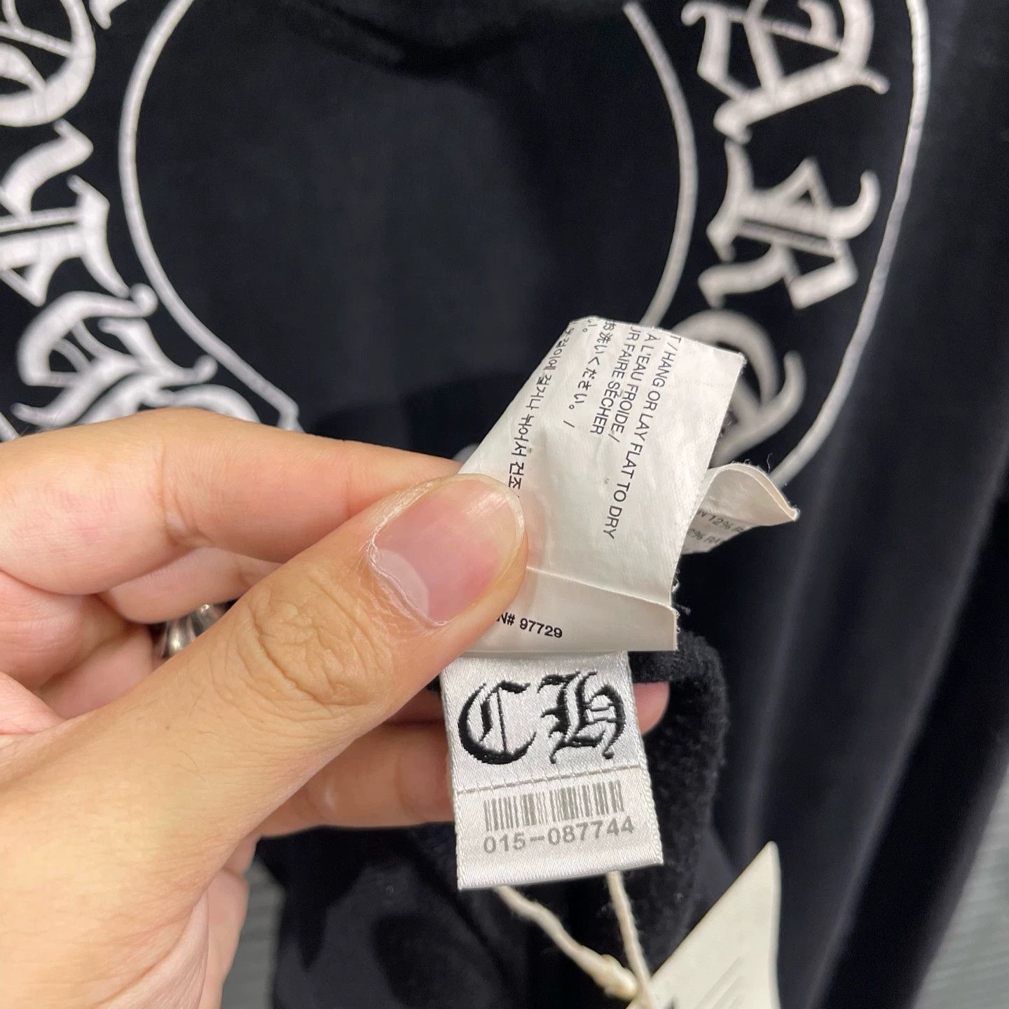 Chrome Hearts Chrome Hearts Black Kylin Arm Horseshoe Zip L 9/10 (P/CH Flaw) Size US L / EU 52-54 / 3 - 7 Thumbnail