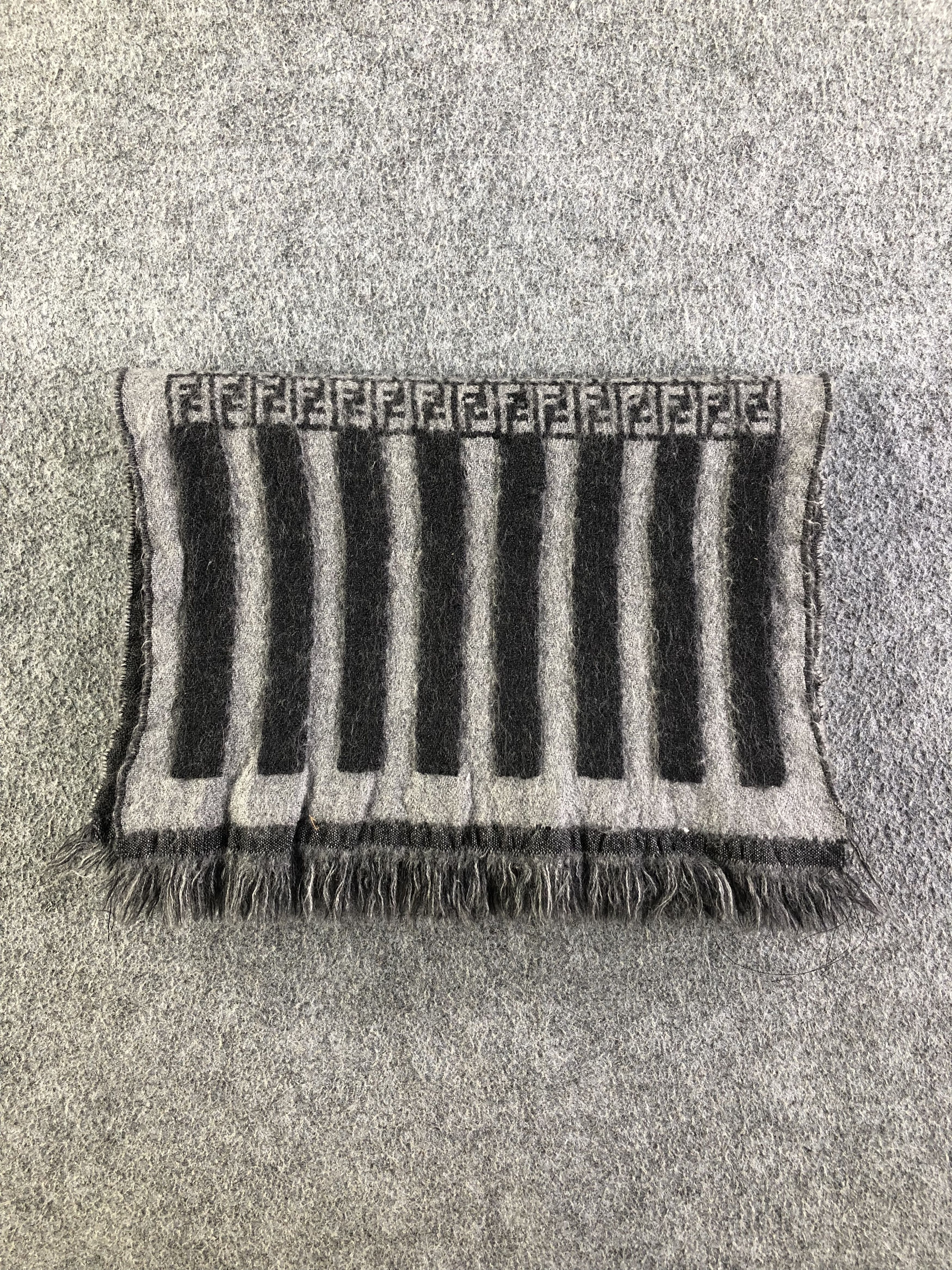 Fendi Fendi FF Monogram Scarf / Muffler / Neckwear SS1369 Size ONE SIZE - 10 Thumbnail