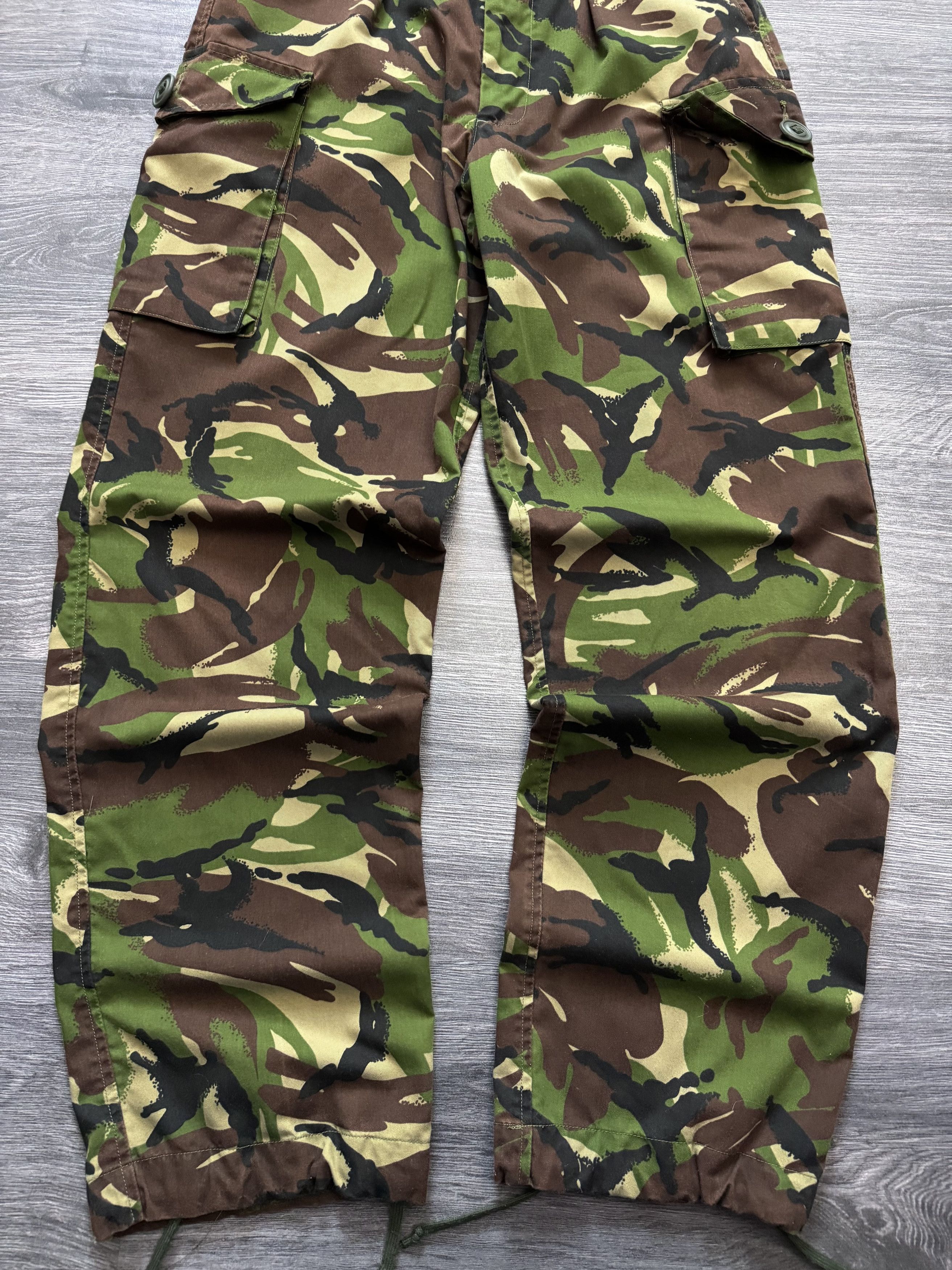 Vintage Vintage Military Camo Pants Baggy Cargos y2k Size US 30 / EU 46 - 5 Thumbnail