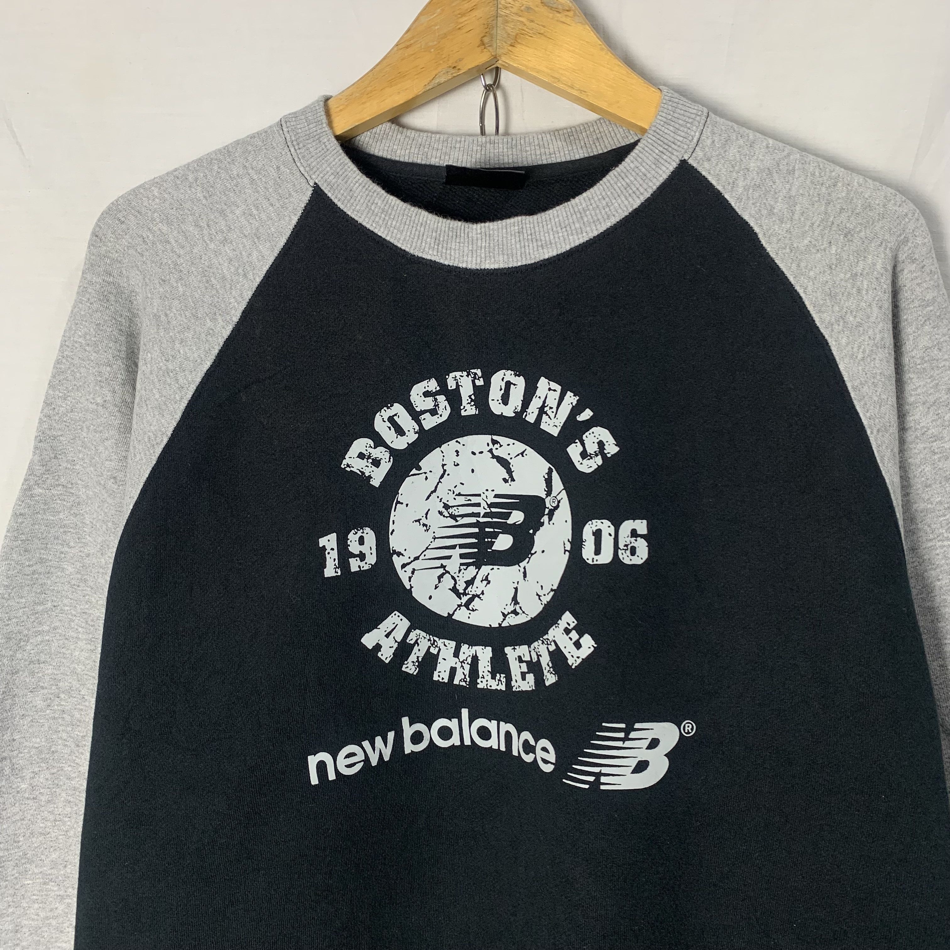 New Balance Vintage New Balance Sweatshirt Crewneck Raglan Size US L / EU 52-54 / 3 - 2 Thumbnail