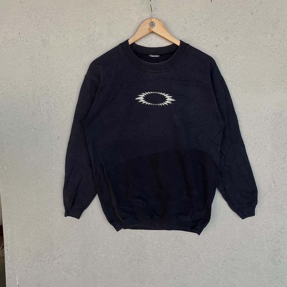 Other Vintage Black Oakley Small Print Sweatshirt Size M Size US M / EU 48-50 / 2 - 1 Thumbnail