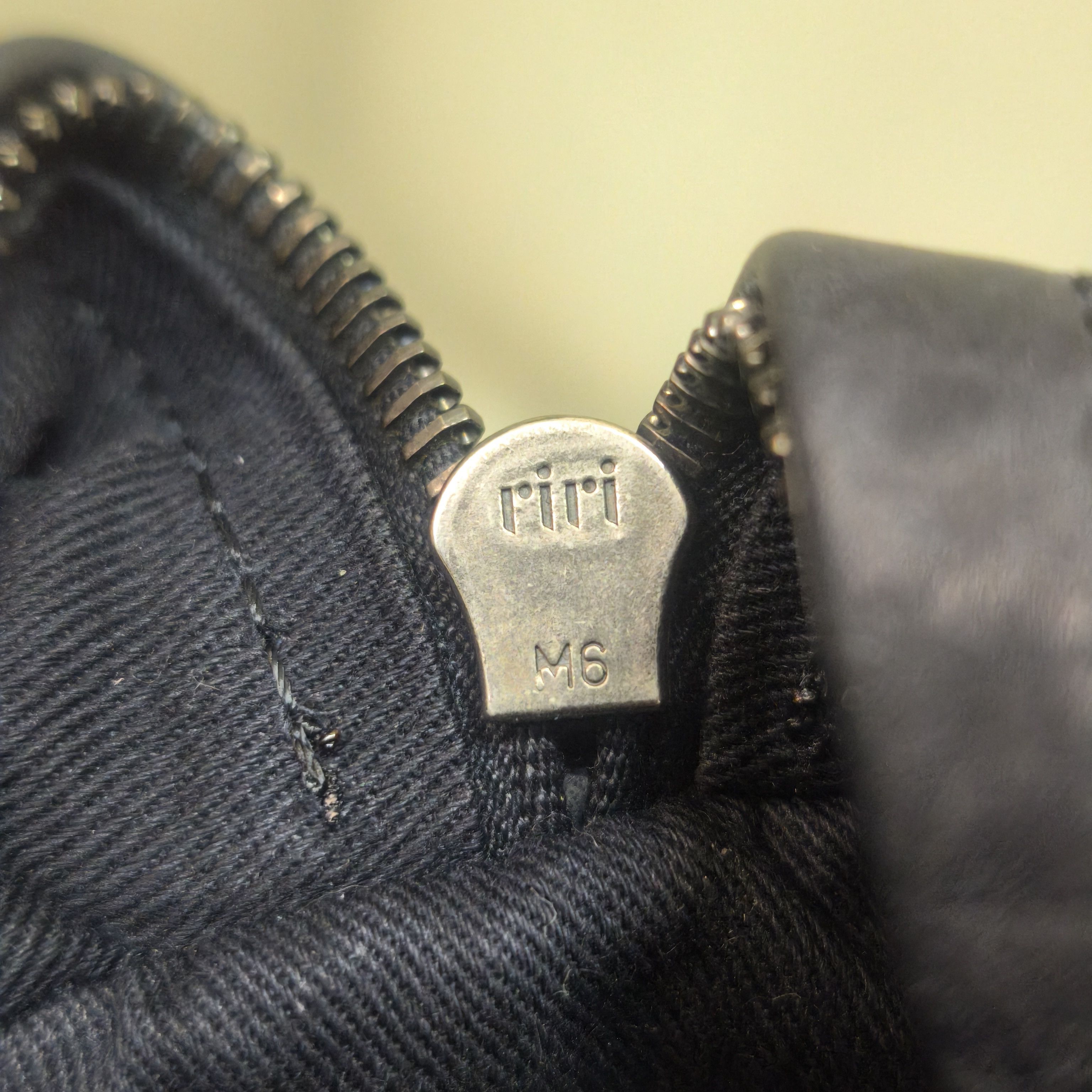 Chloe Chloe - 2000's - Phoebe Philo - Black Leather Silverado Bag Size ONE SIZE - 16 Thumbnail