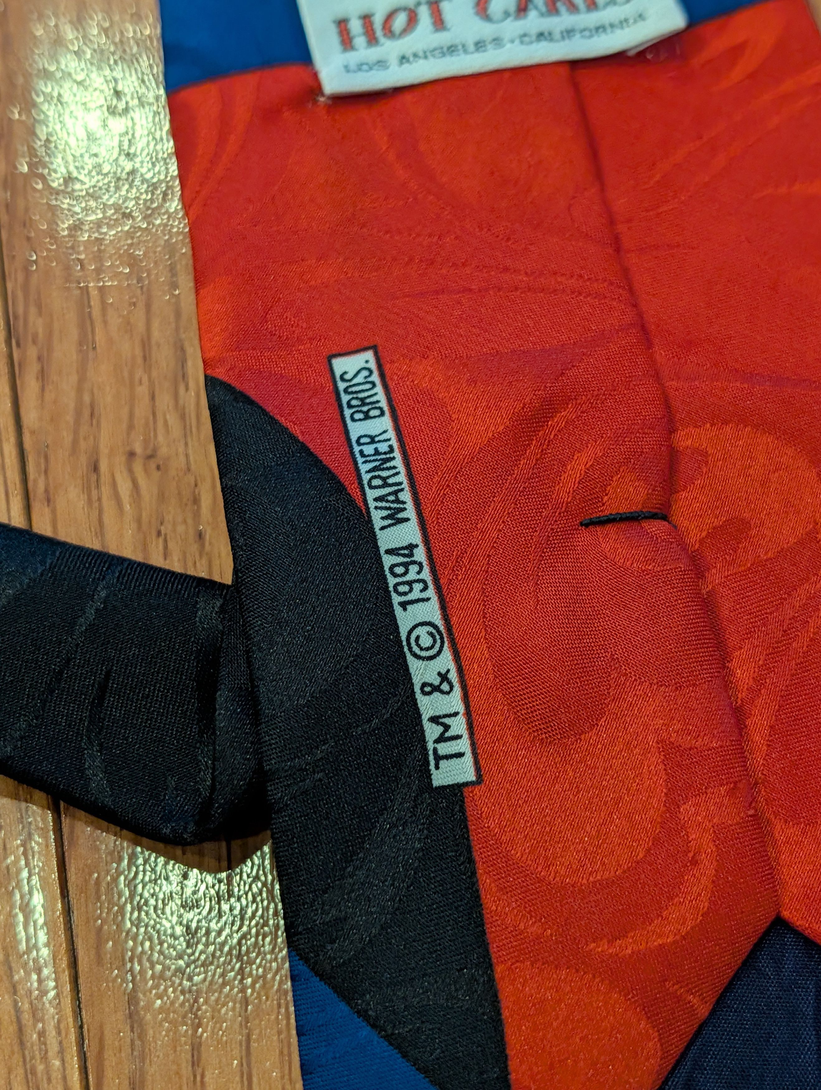 Cartoon Network Looney Tunes Wile E Coyote Road Runner Tie Made USA 1994 VTG Size ONE SIZE - 6 Thumbnail