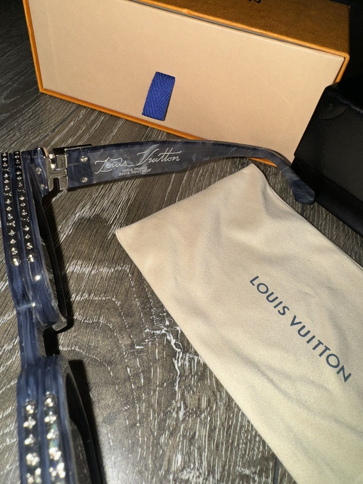 Louis Vuitton Millionaire 1.1 grey marble Size ONE SIZE - 8 Thumbnail