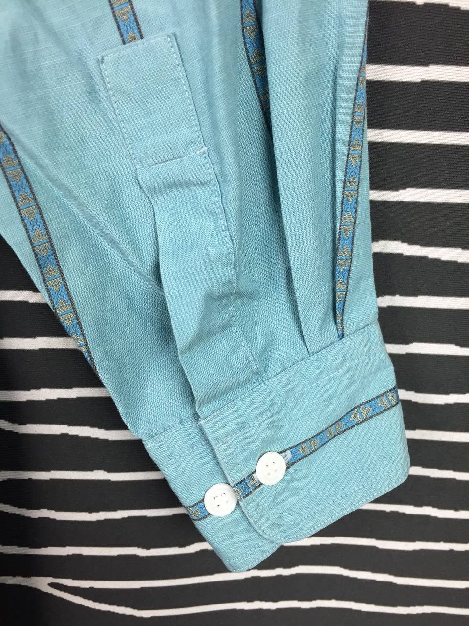 Trussardi Vtg Trussardi Aztec Geometric Stripe Button Up Shirt Size 3 Size US L / EU 52-54 / 3 - 8 Thumbnail