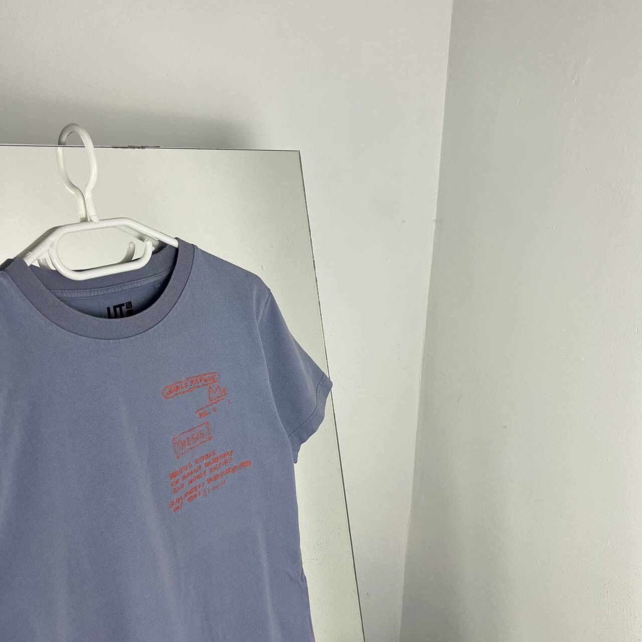 Jean-Michel Basquiat Uniqlo c Jean-Michel Basquiat World Famous Thesis Tee Size US XS / EU 42 / 0 - 2 Thumbnail
