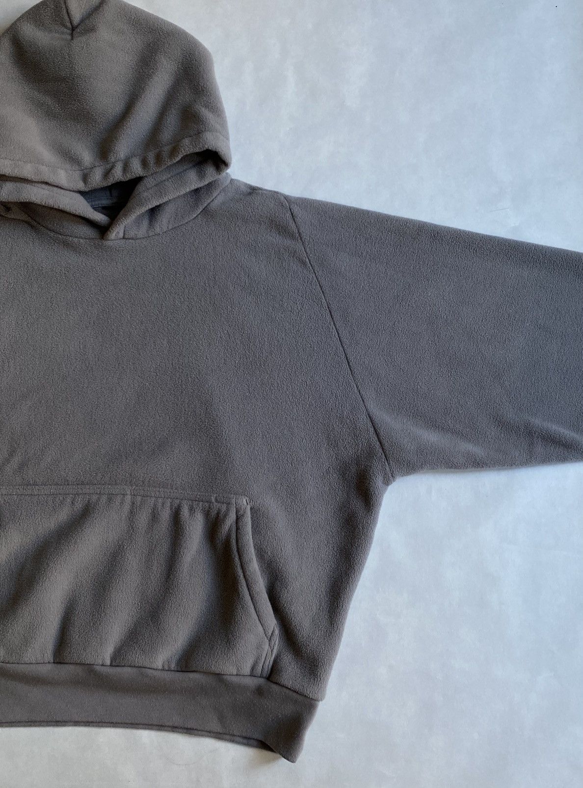 Balenciaga × Gap × Yeezy Yeezy X Gap Polar Fleece Cropped Hoodie Grey Yzy Kanye West Size US L / EU 52-54 / 3 - 2 Thumbnail