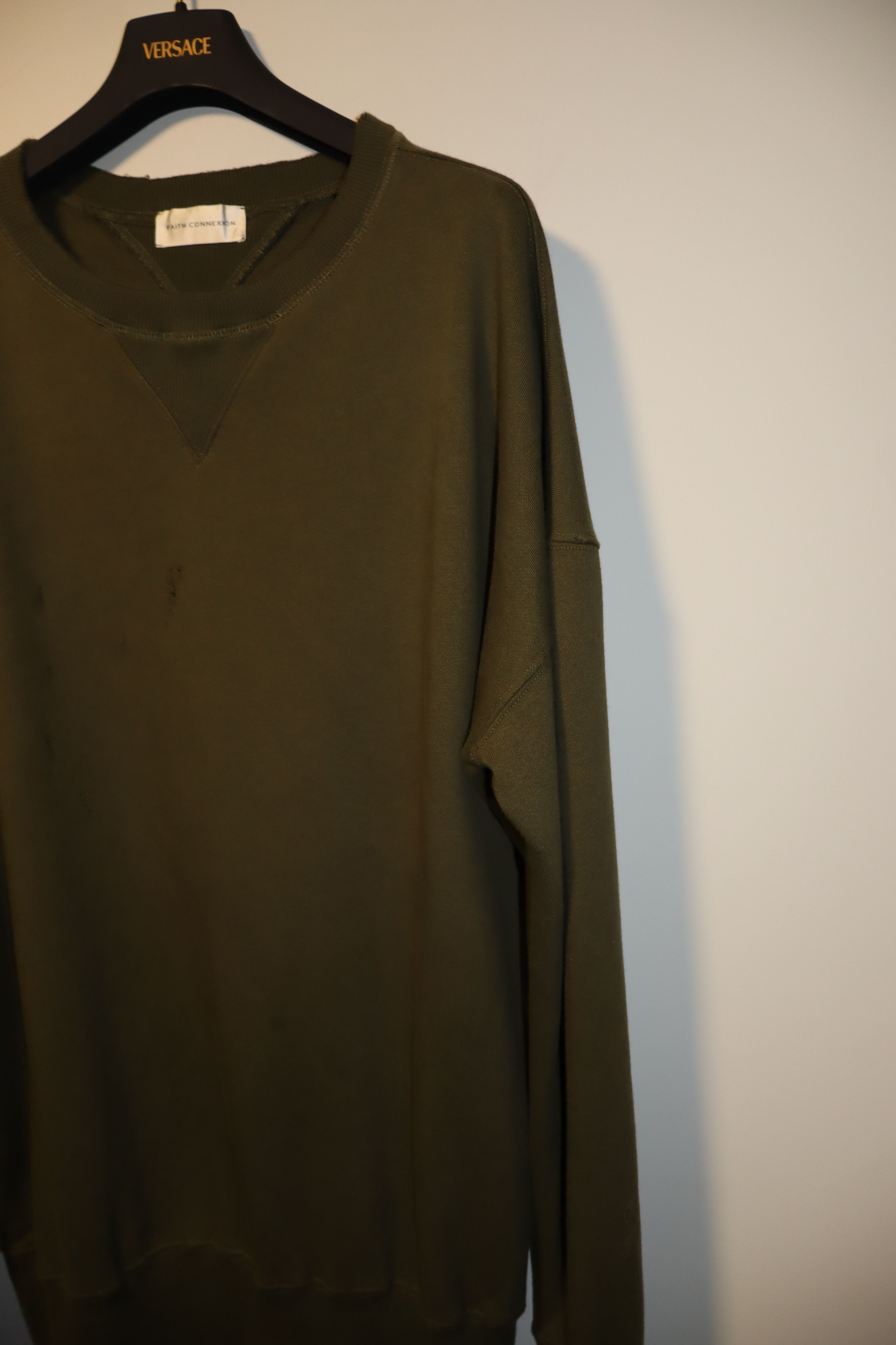 Faith Connexion Destroy raglan sweatshirt Size US L / EU 52-54 / 3 - 5 Thumbnail