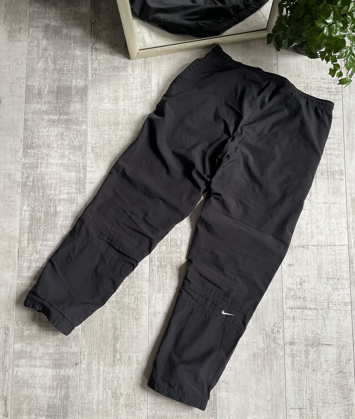 Nike × Vintage Vintage Nike 90’s Track Pants Baggy Y2K Nylon Swoosh Drill Size US 30 / EU 46 - 5 Thumbnail