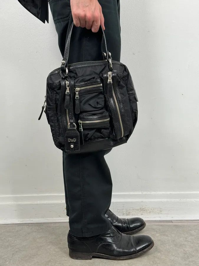 Dolce & Gabbana 2000s Dolce & Gabbana Black Cargo Zip Handle Bag Size ONE SIZE - 2 Thumbnail
