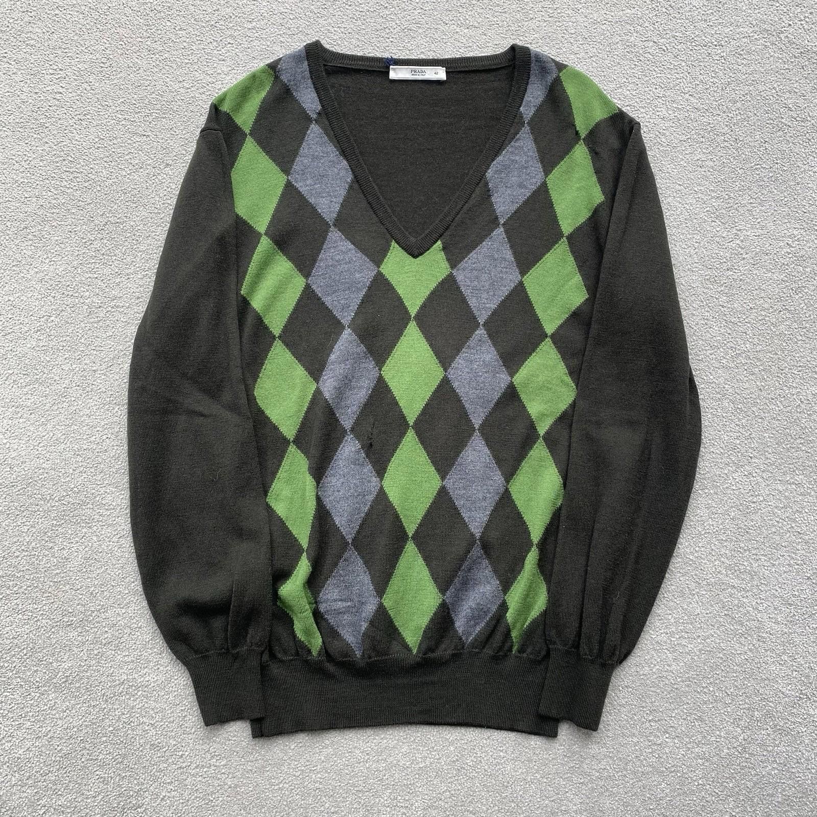 Prada Prada Women’s Argyle 100% Wool Sweater Size 42 Size M / US 6-8 / IT 42-44 - 1 Thumbnail