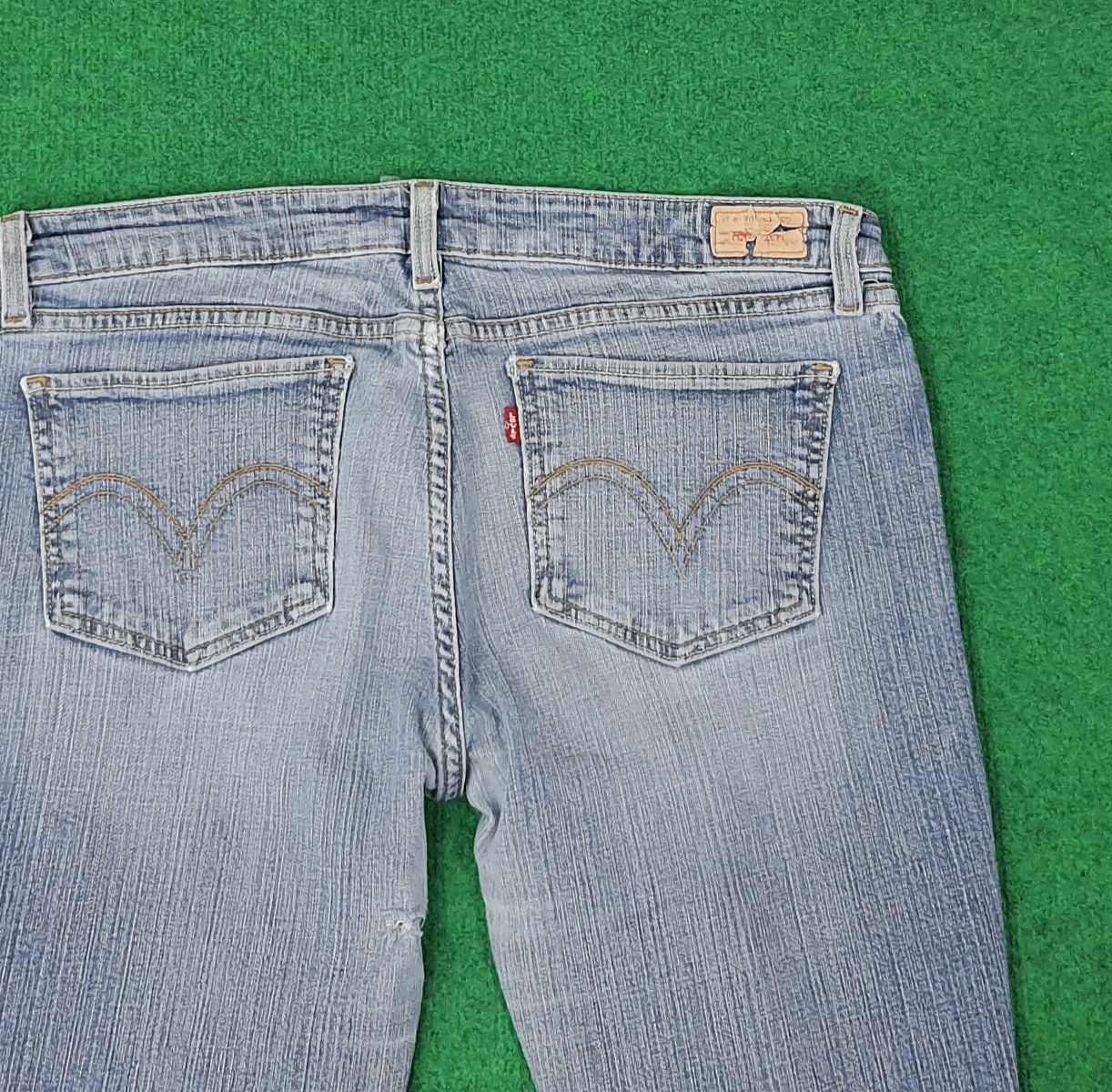 Levi's Vintage Levi's 524 Jeans Distressed Jeans C244N9 Size 35" - 4 Thumbnail