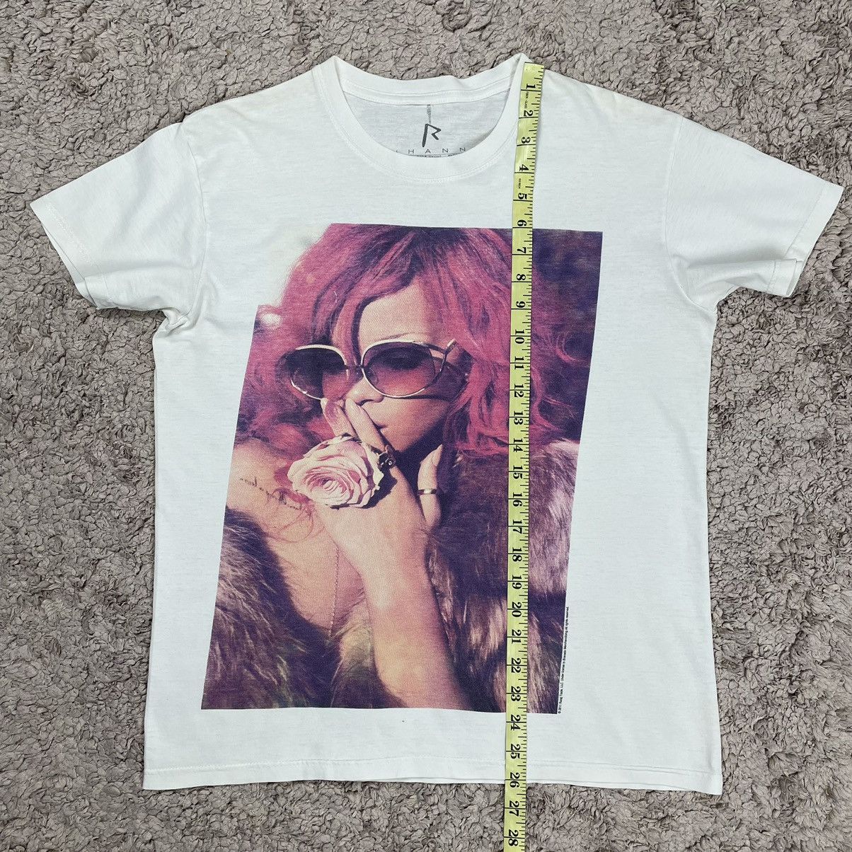 Band Tees Rihanna 2011 Photo T-shirt Size M / US 6-8 / IT 42-44 - 14 Thumbnail
