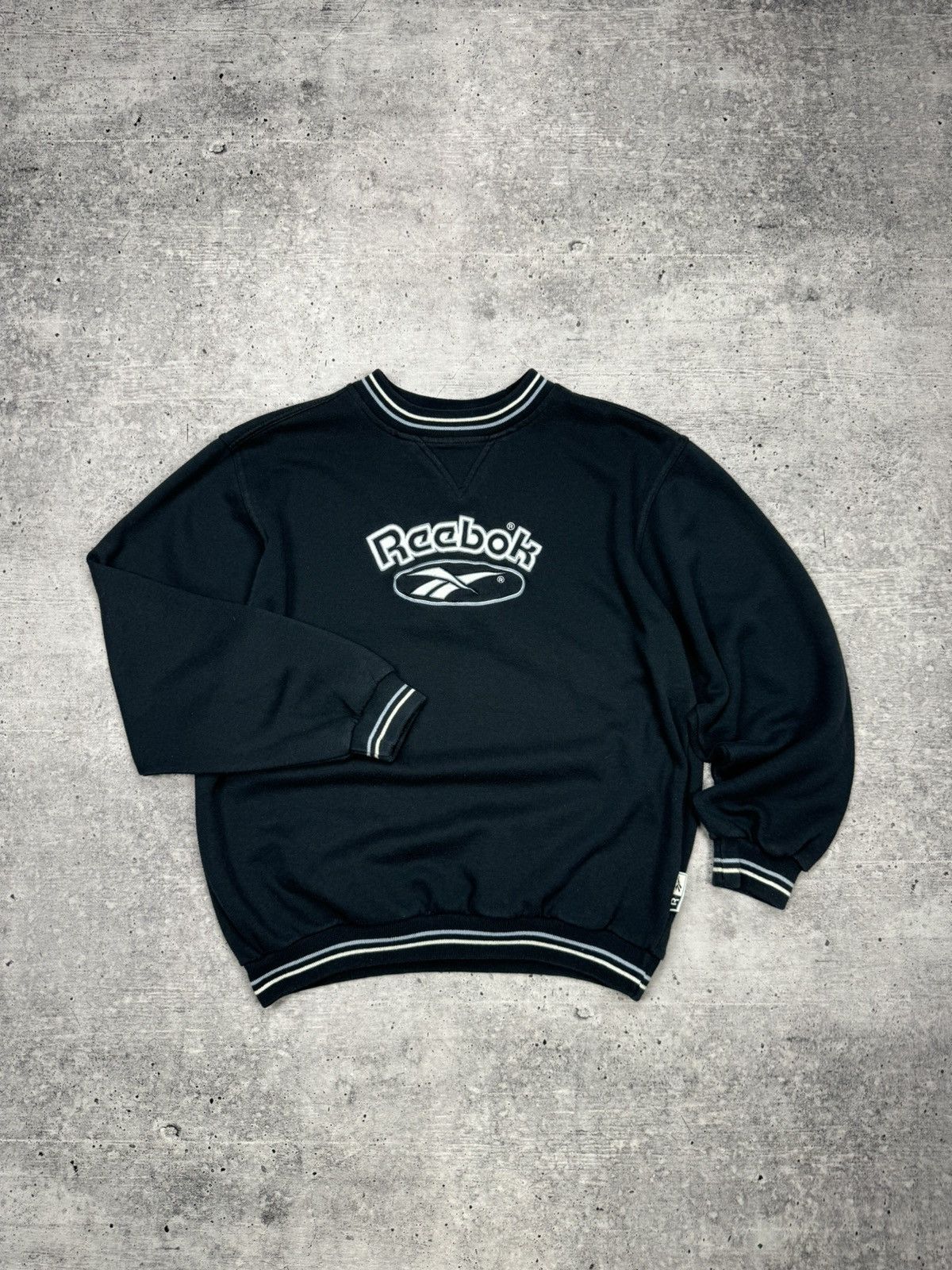 Reebok × Vintage Vintage Reebok Big Logo 90’s Y2K Style Blue Sweatshirt Size US S / EU 44-46 / 1 - 1 Thumbnail