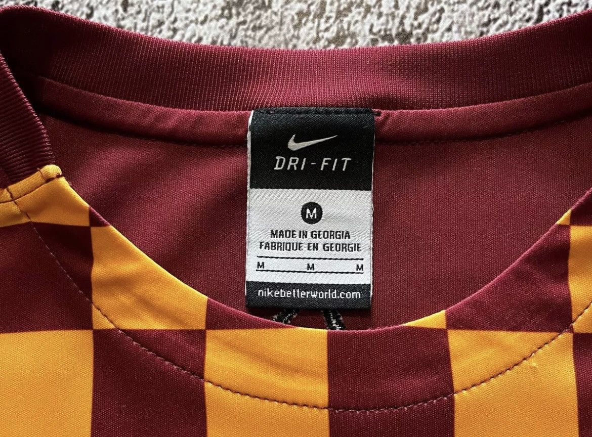 Nike Bradford City AFC Home Football Shirt Nike 2015-2016 Medium Size US M / EU 48-50 / 2 - 9 Thumbnail