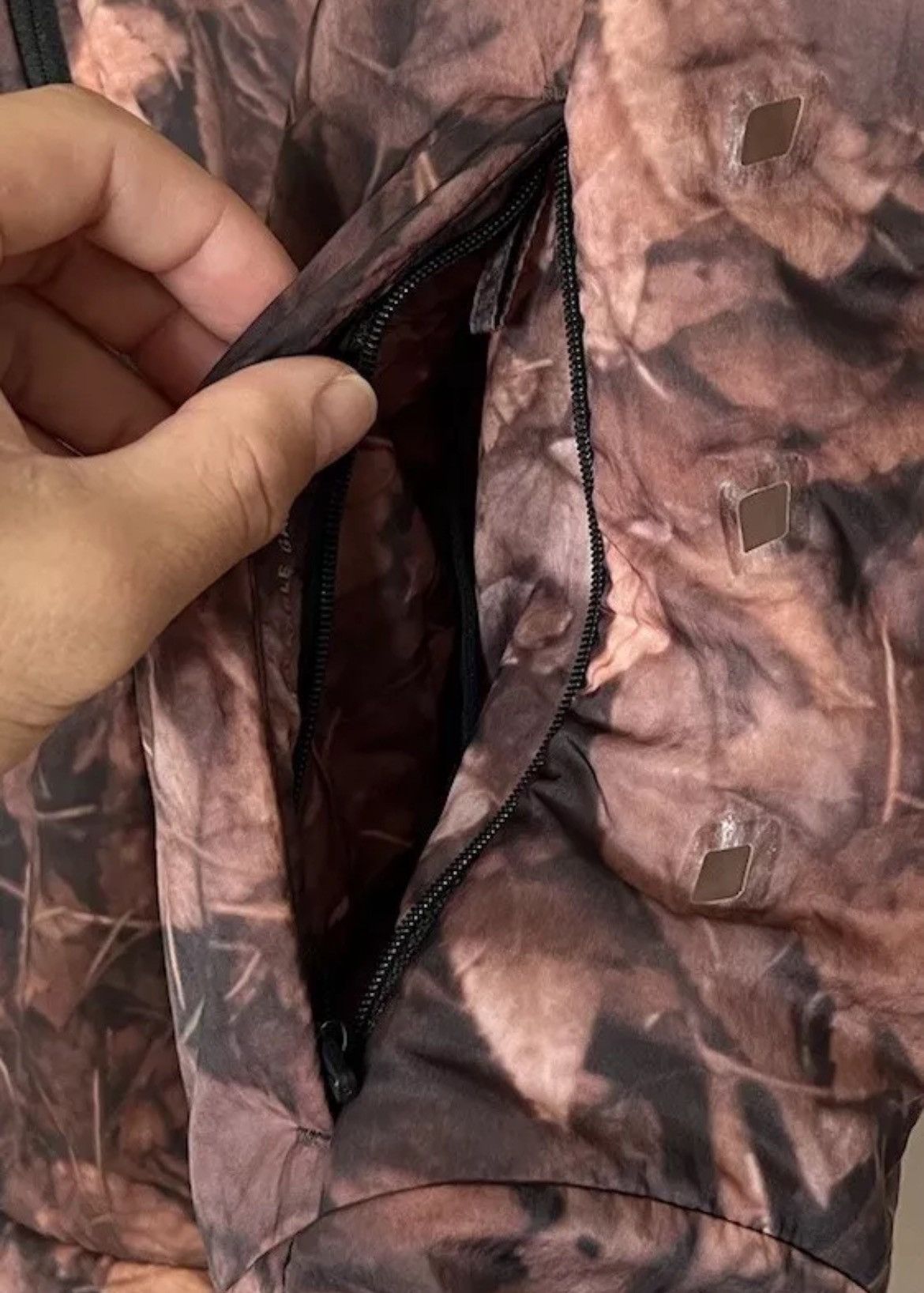 Gyakusou × Nike × Undercover GYAKUSOU Nike x Undercover Leaf Camo Vest Men’s M Aeroloft Size US M / EU 48-50 / 2 - 6 Thumbnail