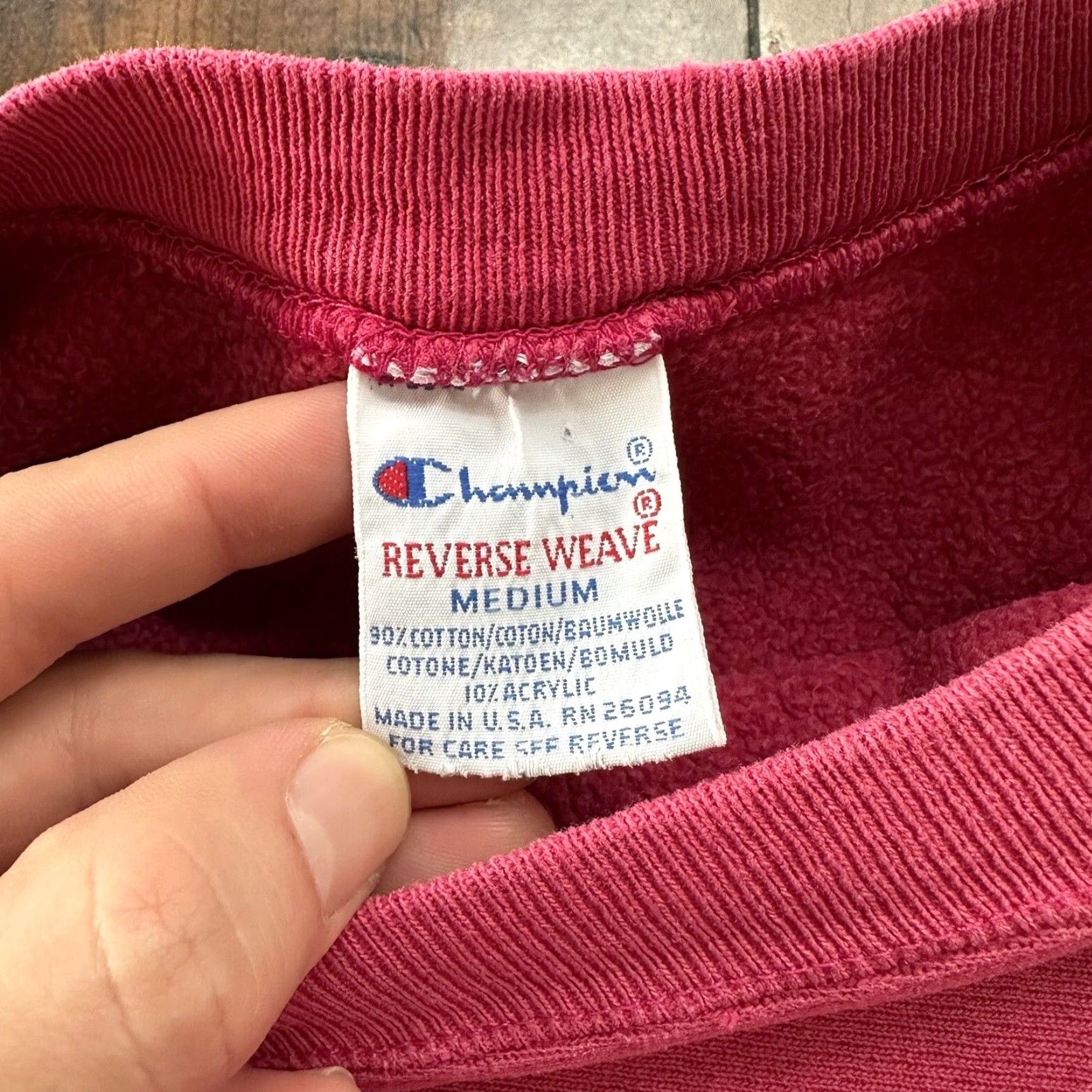 Champion VINTAGE Champion 90s Pink Sweatshirt Pullover M USA Athletic Logo 70s Unisex Adults Size US M / EU 48-50 / 2 - 4 Thumbnail
