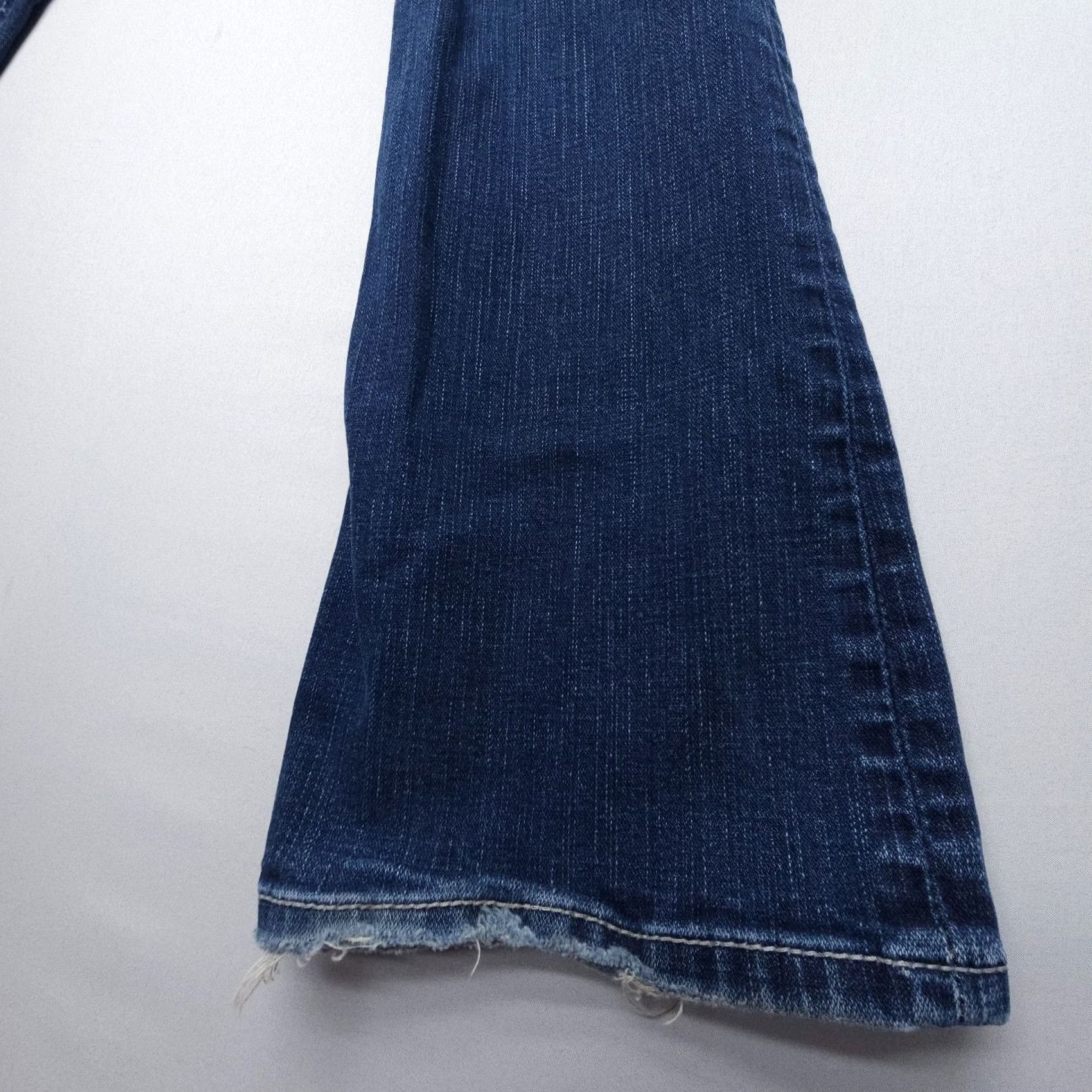 Vintage BuckIe Buckle BKE Madison Low Rise Boot Flare Jeans 26x31.5 Dark Wash Denim Blue Women Regular Jeans Size 26" / US 2 / IT 38 - 7 Thumbnail