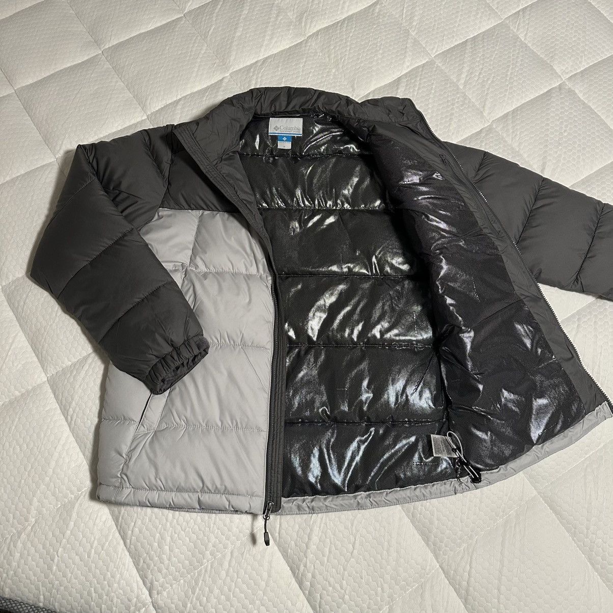 Columbia NWT Columbia Pine Lake Down Jacket with Omniheat. Size US M / EU 48-50 / 2 - 2 Thumbnail
