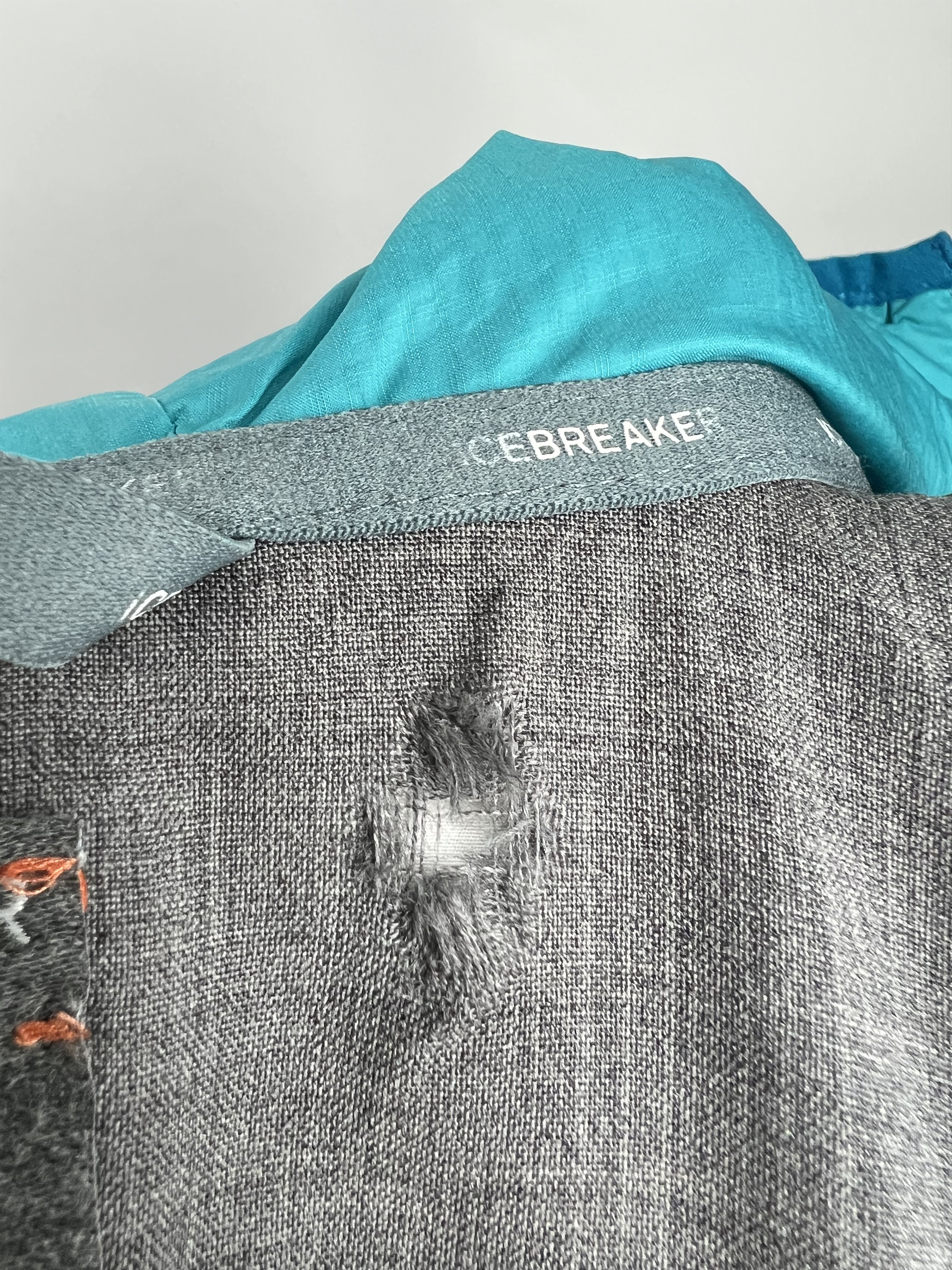 Icebreaker Icebreaker Merino Loft Hooded Jacket Women’s Size M Size M / US 6-8 / IT 42-44 - 12 Thumbnail