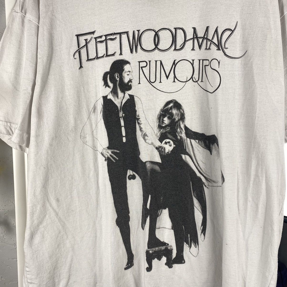 Band Tees FLEETWOOD MAC Y2K RUMORS T SHIRT Size US XXL / EU 58 / 5 - 2 Thumbnail