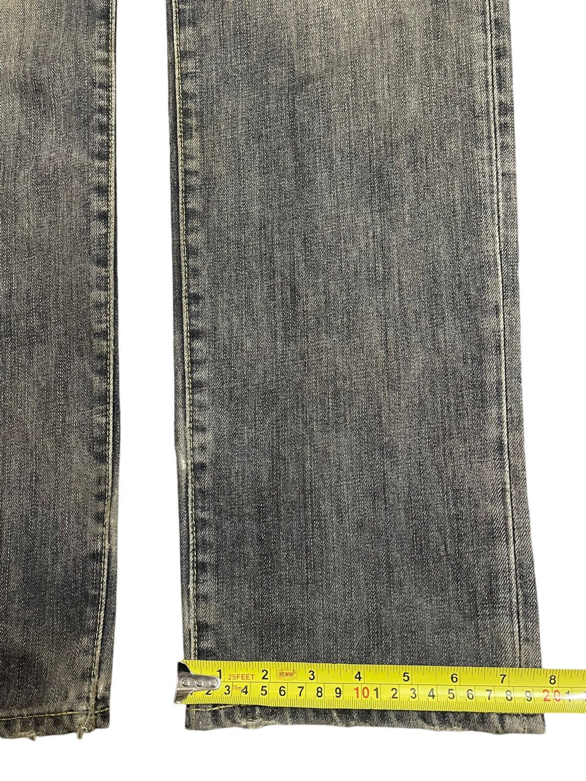 Uniqlo Vintage Japanese Uniqlo Mud Faded Wash Distress Style Jeans Size US 34 / EU 50 - 16 Thumbnail