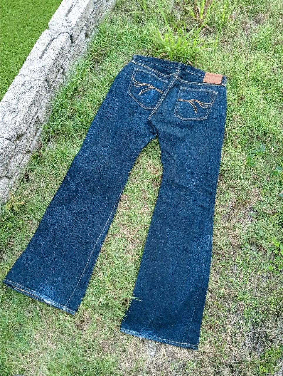 The Flat Head THE FLAT HEAD F370 FLARE DENIM JEANS - SIZE 36 Size US 36 / EU 52 - 2 Thumbnail