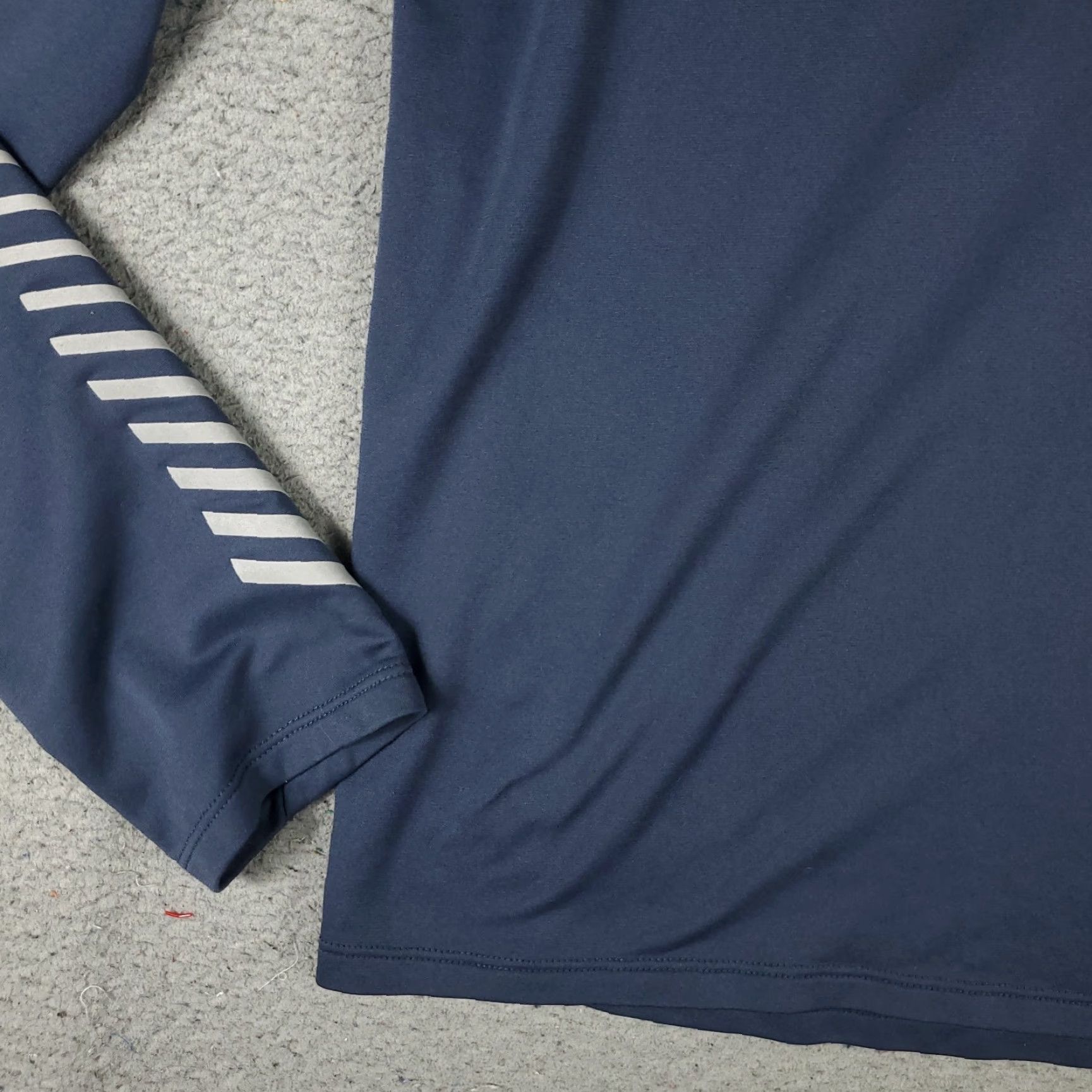 Nike Nike Shirt Mens Large Blue Swoosh Hooded Pullover Long Sleeve Size US L / EU 52-54 / 3 - 3 Thumbnail