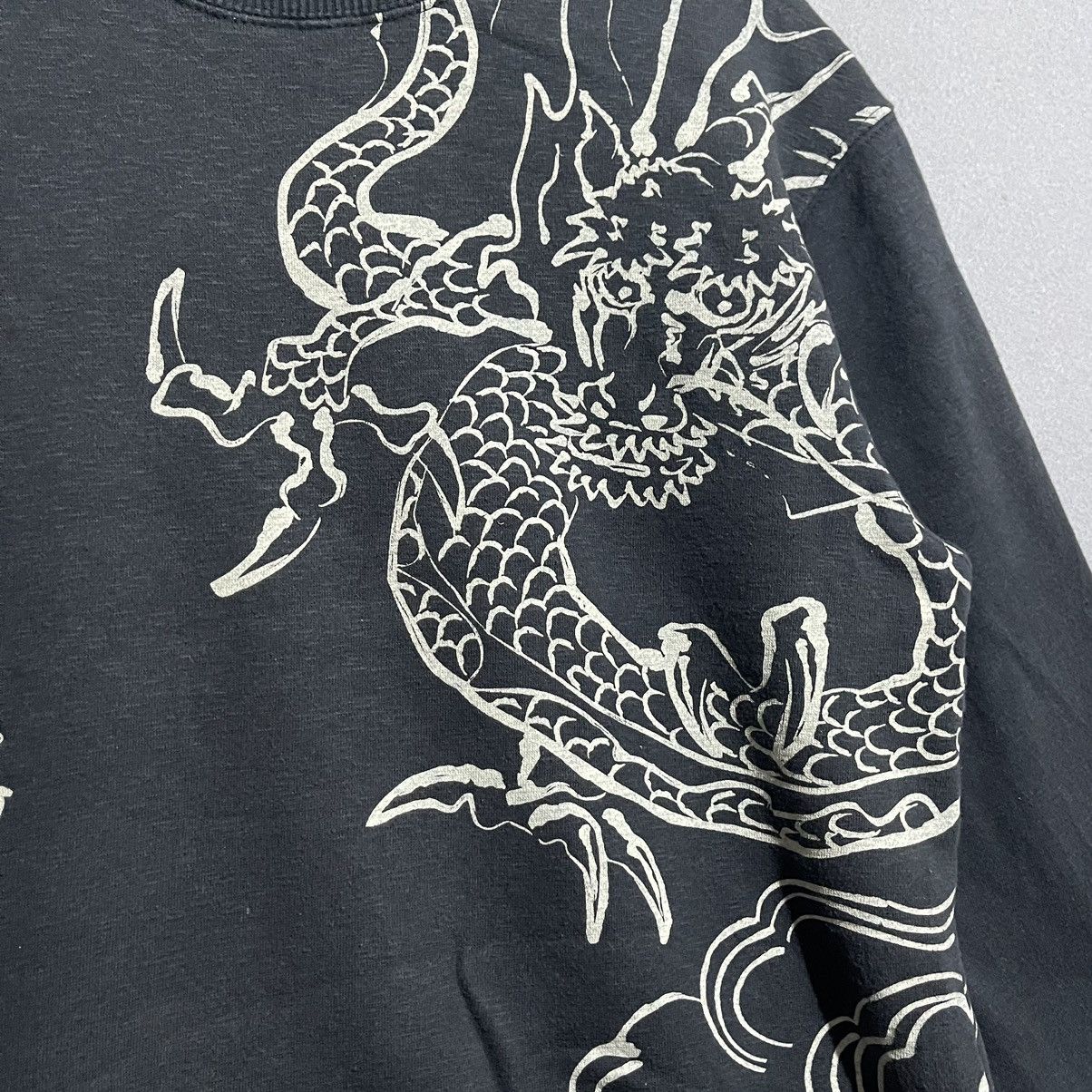 Japanese Brand Vintage 2000s Hither Grass Dragon Print Crewneck Sweatshirt Size US L / EU 52-54 / 3 - 4 Thumbnail