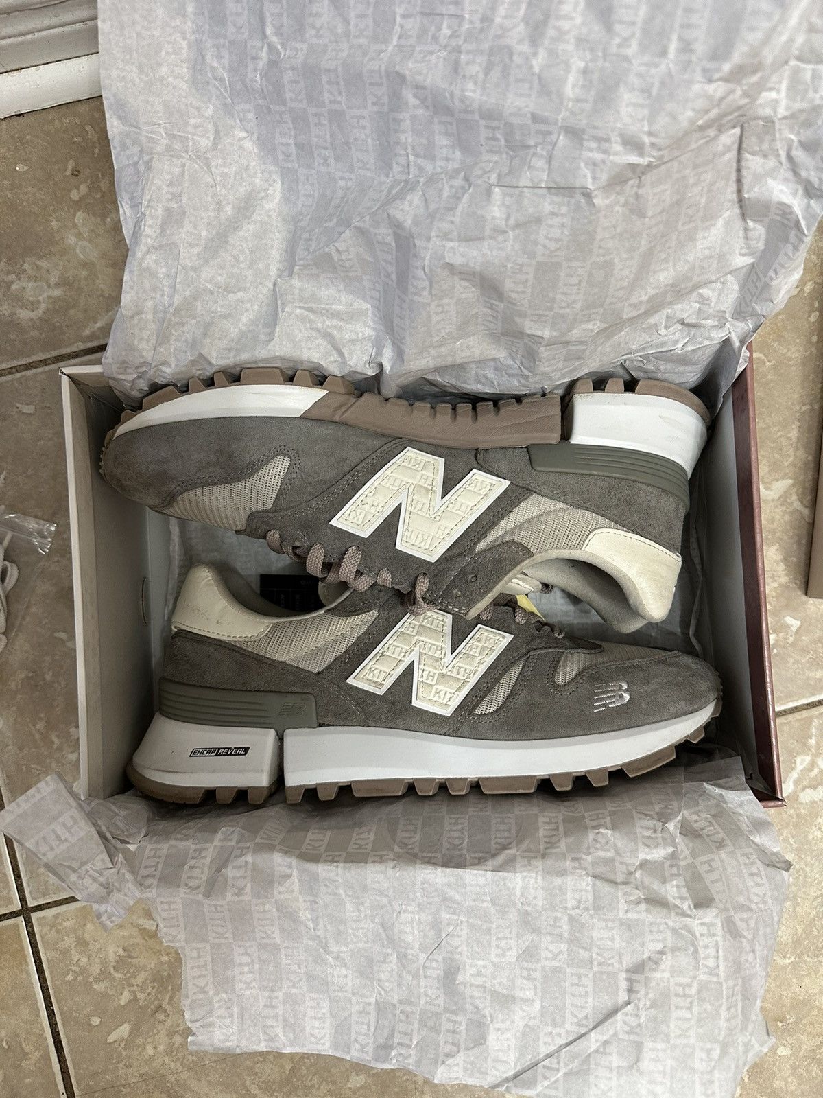 New Balance × Ronnie Fieg Ronnie Fieg x RC 1300 Elephant Skin Size US 12 / EU 45 - 9 Thumbnail