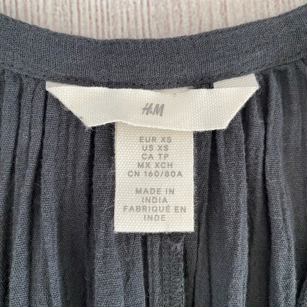 H&M H&M women XS v-cut Longsleeve ruched shift dress dark grey Size XS / US 0-2 / IT 36-38 - 6 Thumbnail