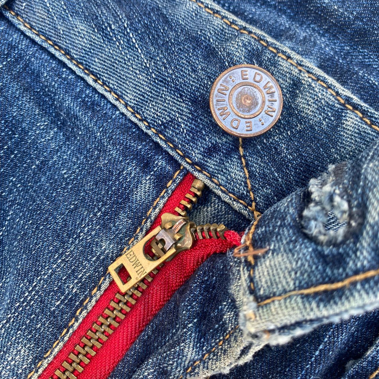 If Six Was Nine Vintage Edwin 503 Blue Trip Egdeline Distressed Denim Size US 36 / EU 52 - 11 Thumbnail