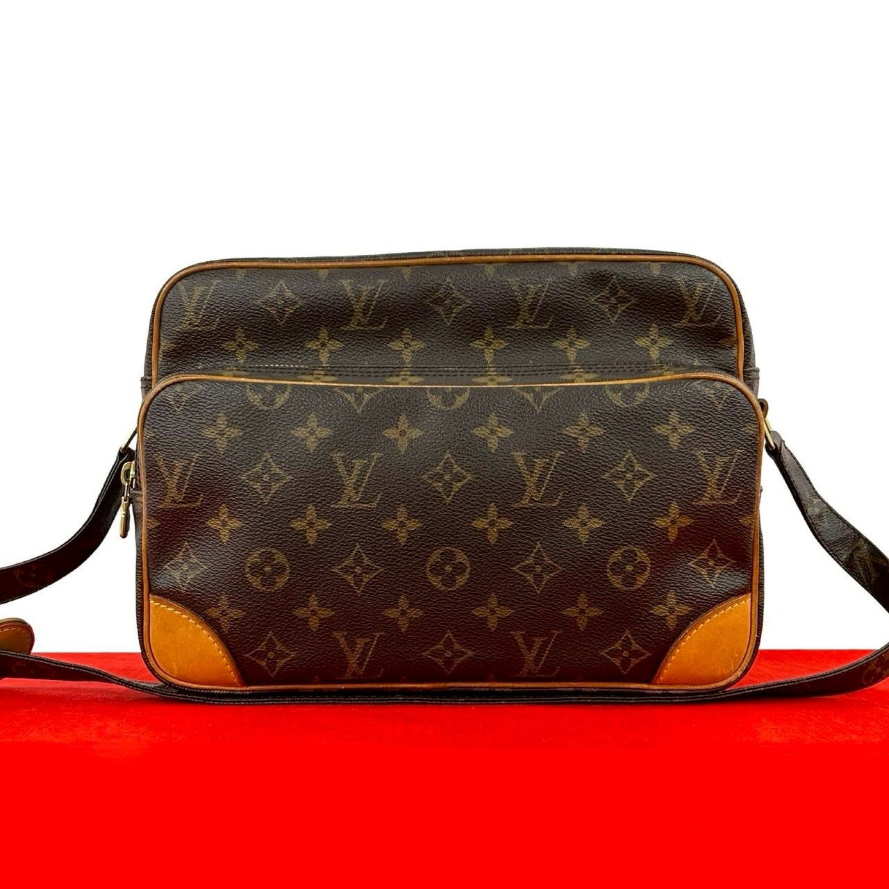 Louis Vuitton Louis Vuitton Louis Vuitton Monogram Shoulder Bag Textile Shoulder Bag DUTY FREE for USA Size ONE SIZE - 1 Thumbnail