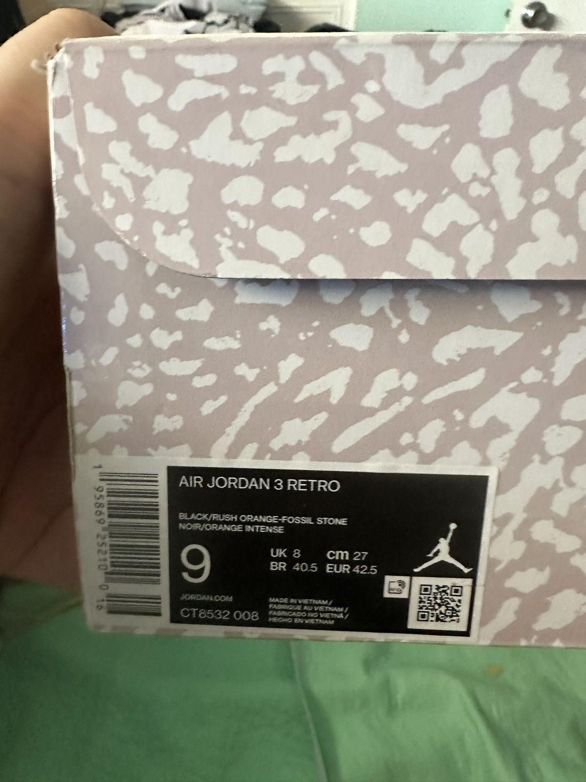 Jordan Brand Jordan 3 desert elephant size 9 with box. Used Size US 9 / EU 42 - 3 Thumbnail